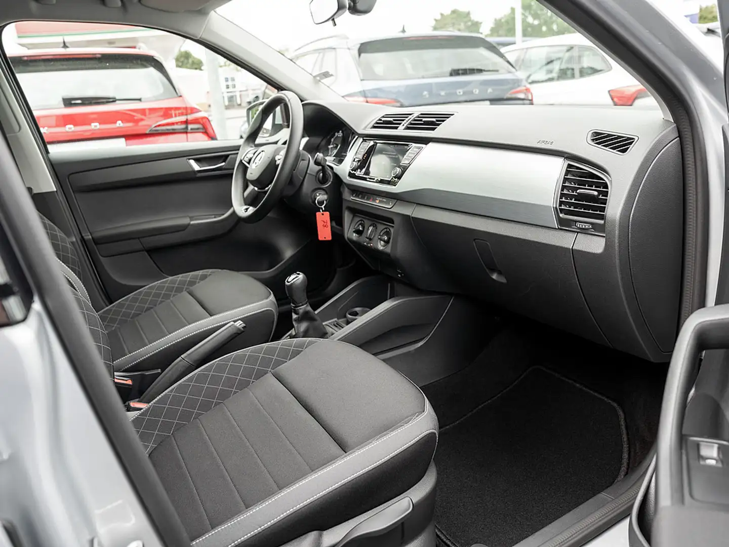 Skoda Fabia Combi 1.0 TSI Ambition ALU LED KLIMA DA Silber - 2