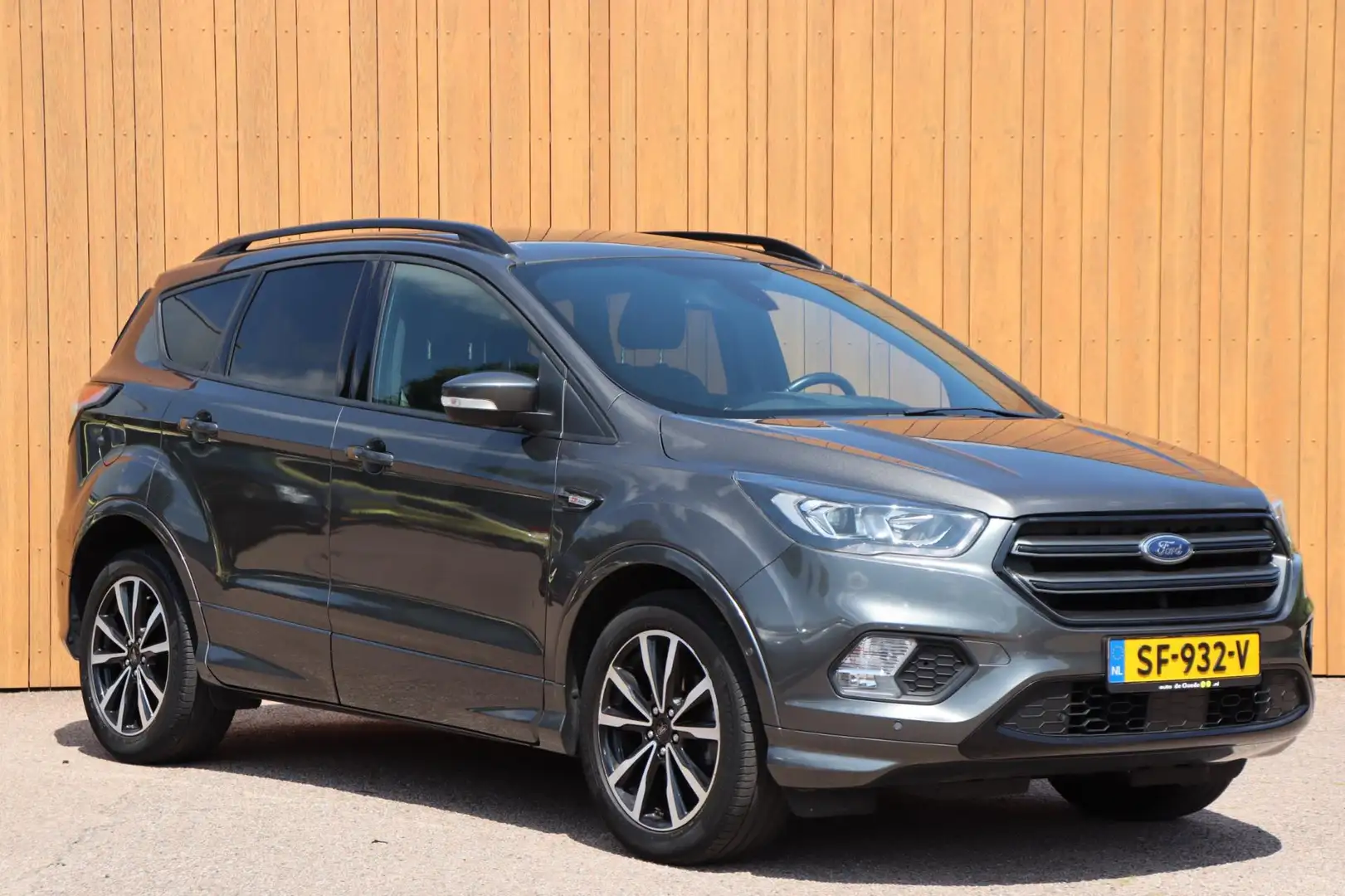 Ford Kuga 1.5 EcoBoost ST Line org.NL Gris - 2
