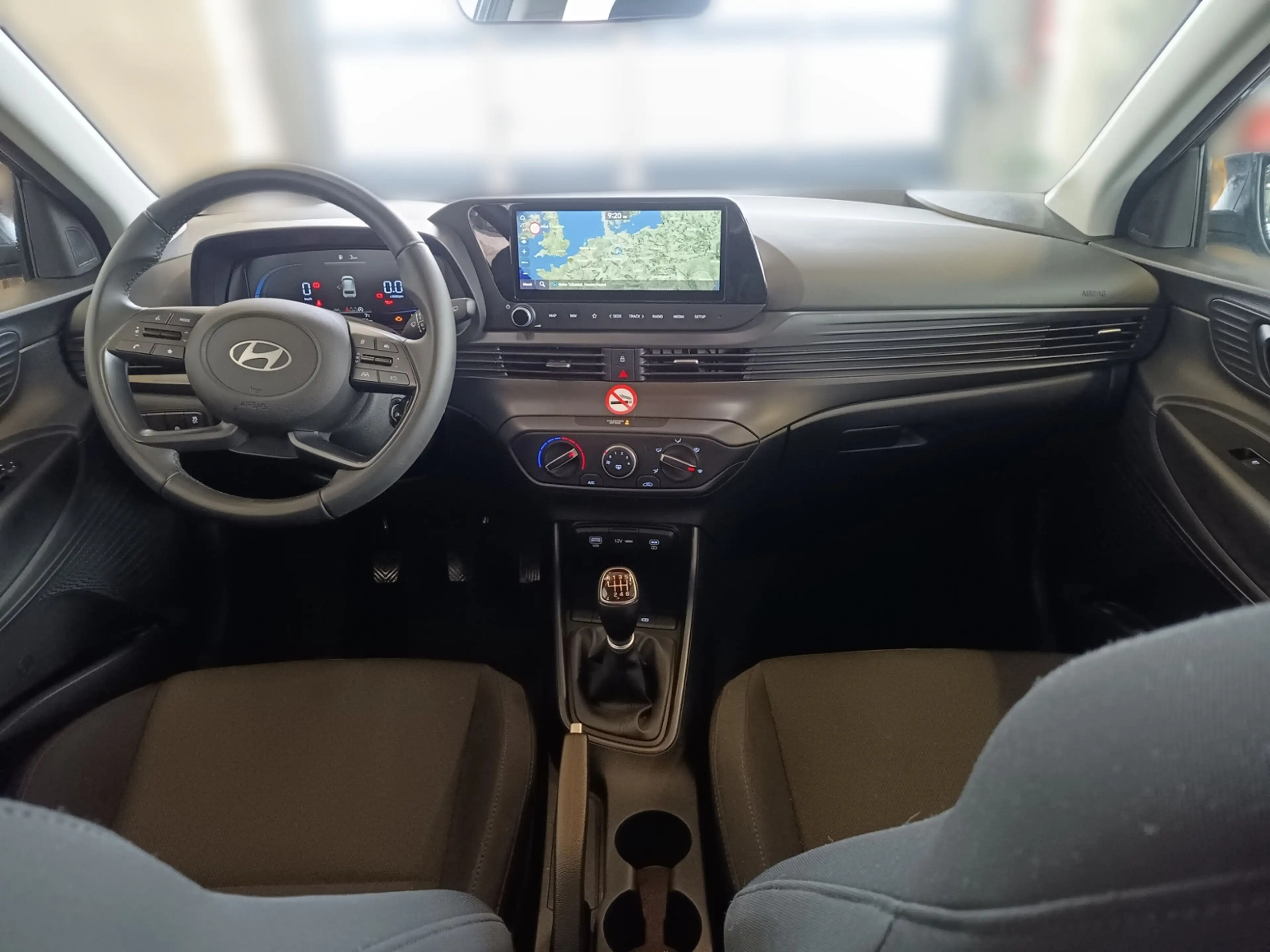 Hyundai BAYON Select 1.0 B Navi Klima — photo 8