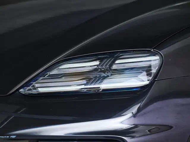 Porsche Macan Electric 4 S Ansicht 9