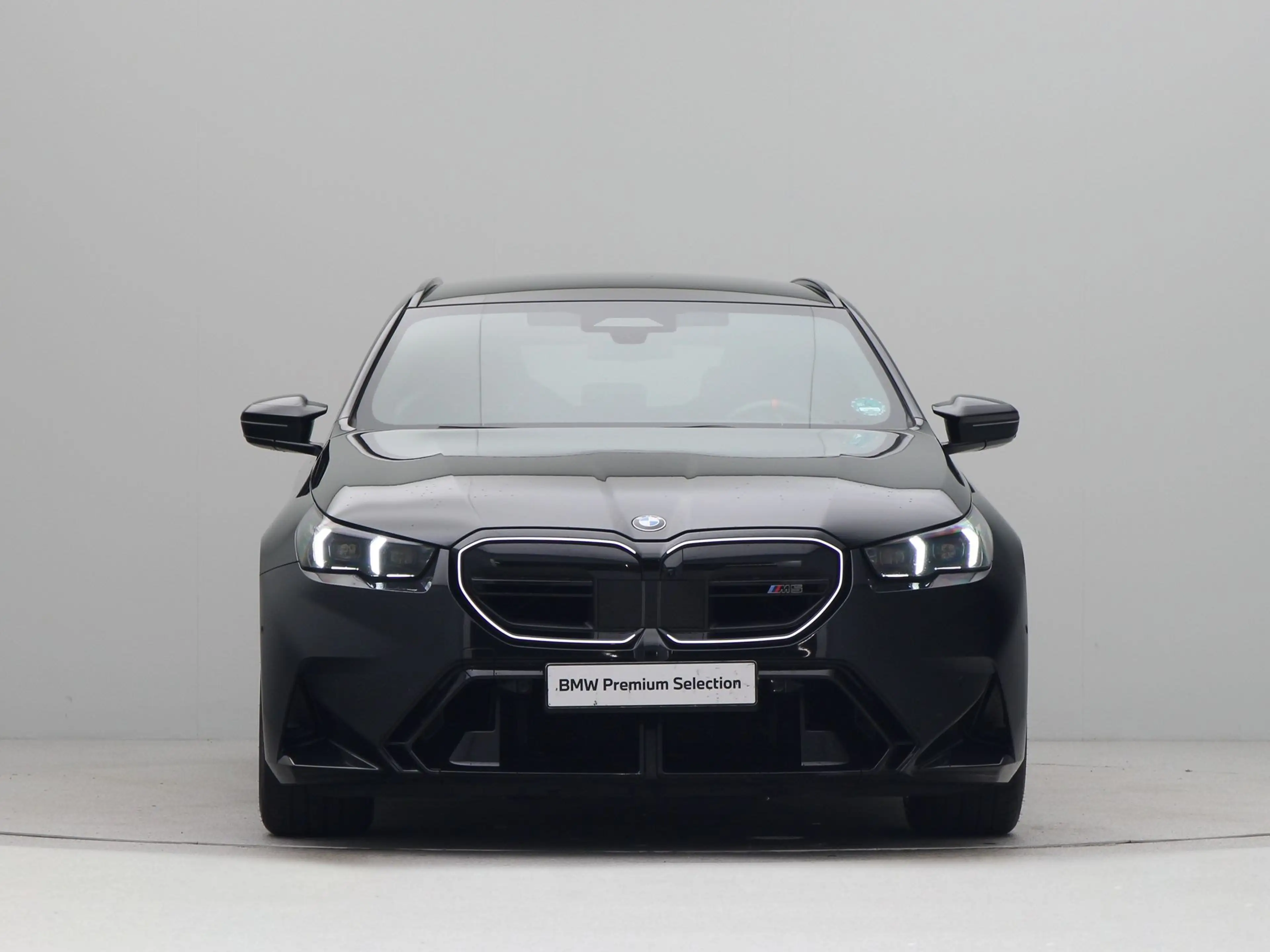 BMW M5 Touring — photo 6