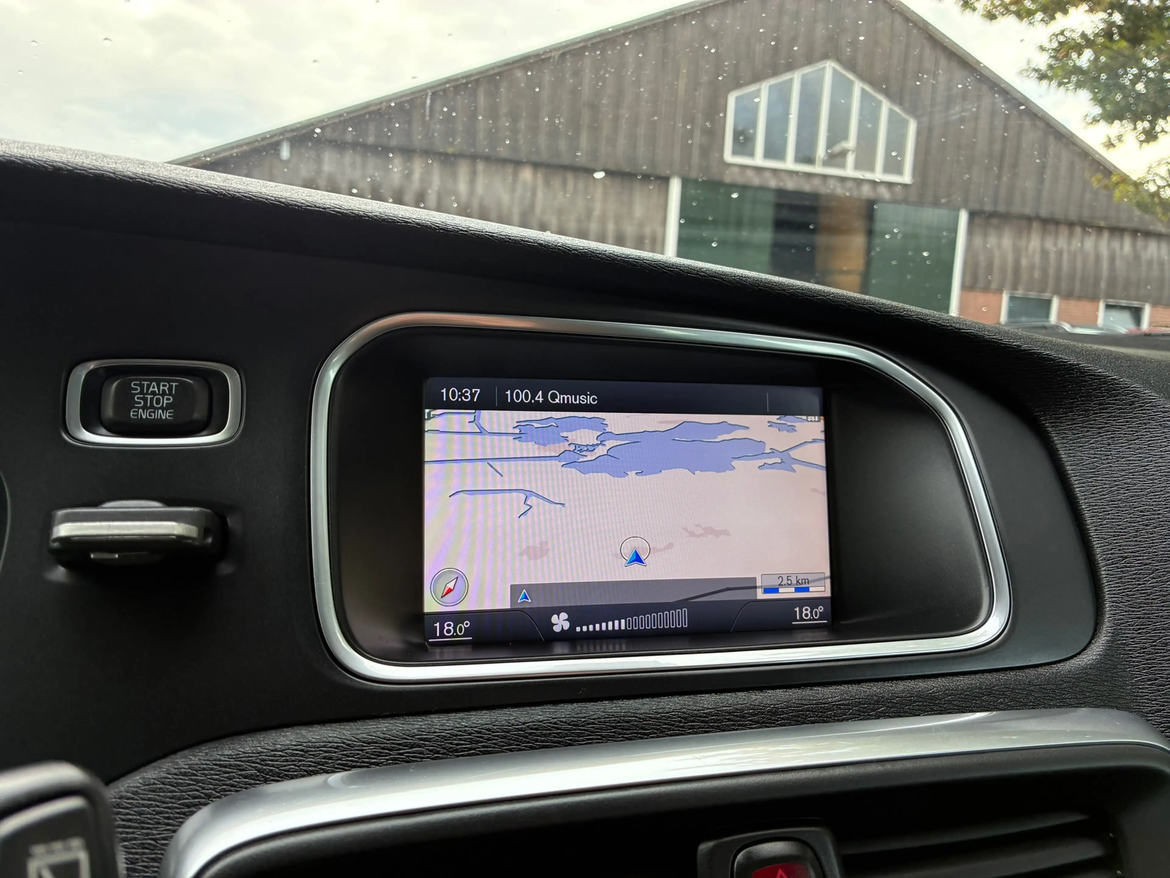 Volvo V40 1.6 D2 Momentum | Pano + Cruise + Clima Nu € 5.975 — photo 18