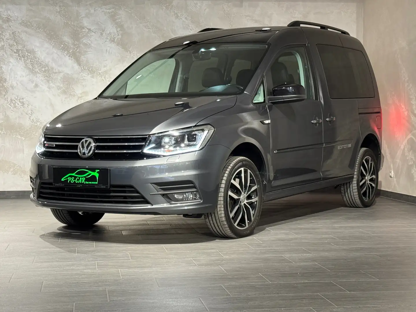 Volkswagen Caddy Edition 35 BMT 4Motion Grau - 2