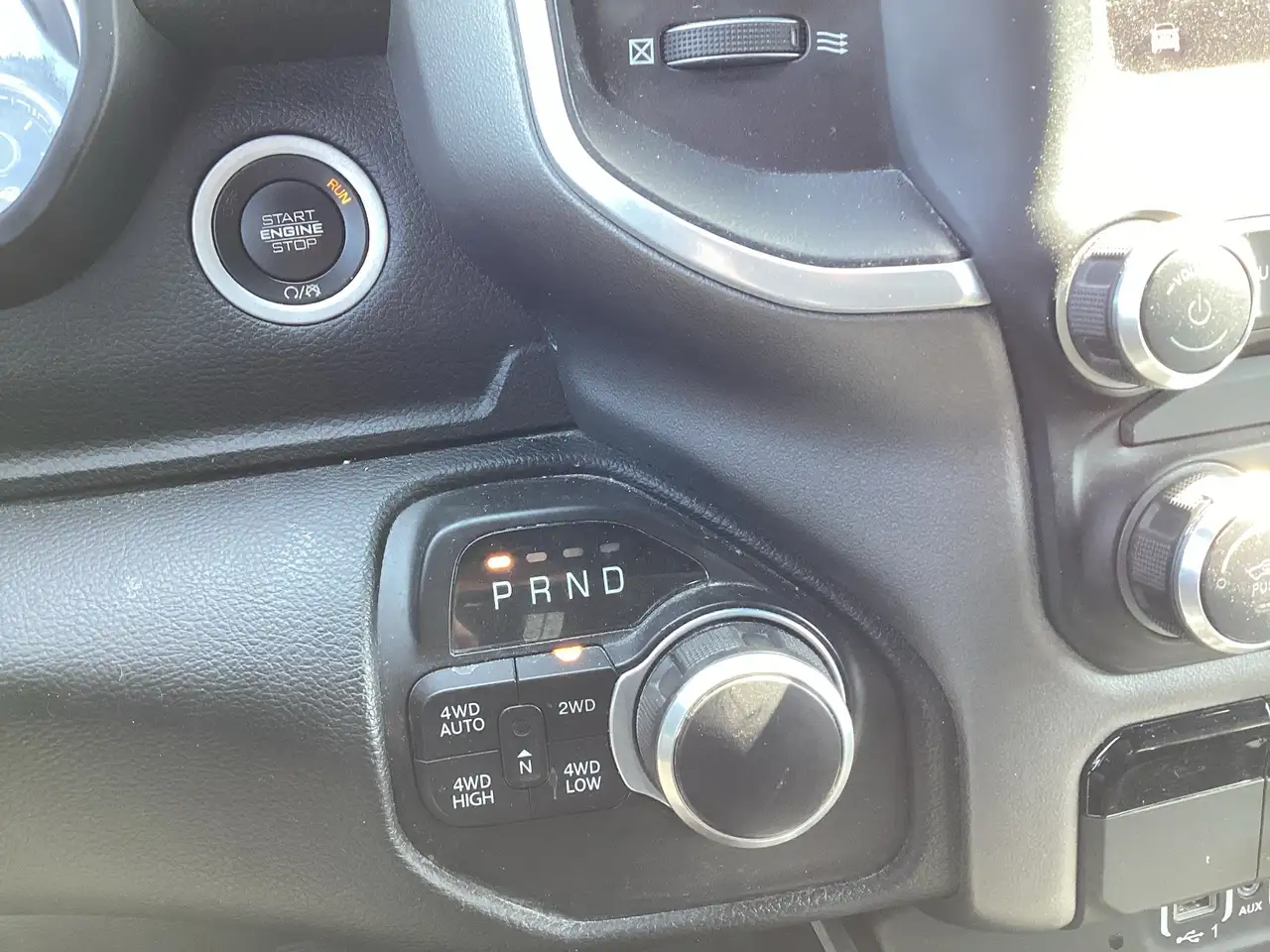 RAM 1500 снимка RAM 1500
