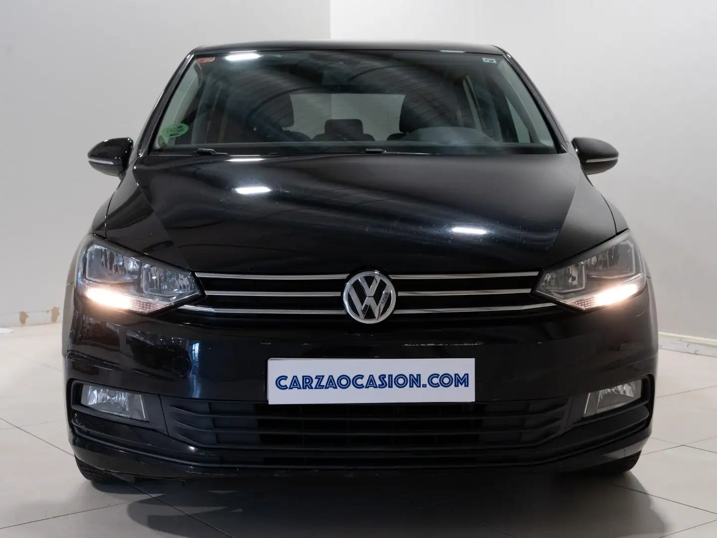 Volkswagen Touran 1.6TDI CR BMT Advance DSG7 85kW Negro - 2
