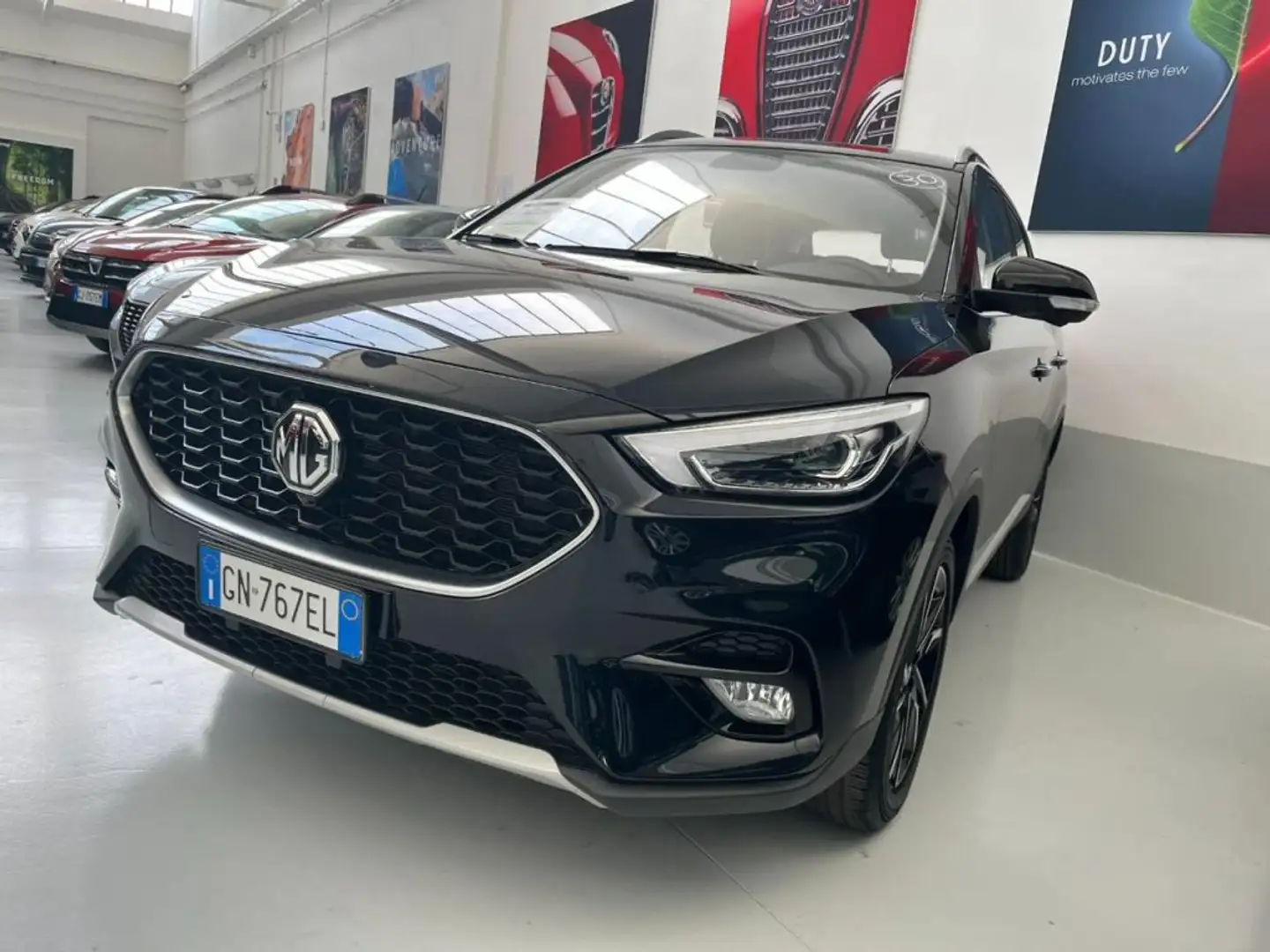 MG ZS 1.5 VTi-tech Luxury Nero - 1