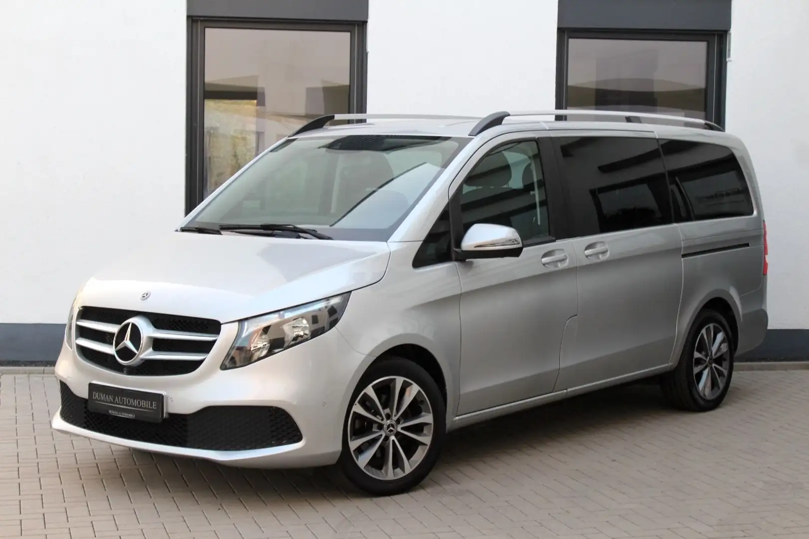 Mercedes-Benz V 220 d Lang 9G AVANTGARDE 2x TÜREN 360° 7-SITZE Argent - 1
