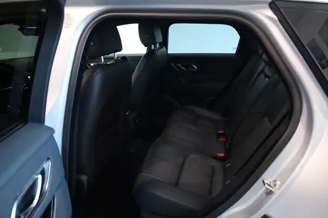 Land Rover Range Rover Velar D200 SE Dynamic Ansicht 6
