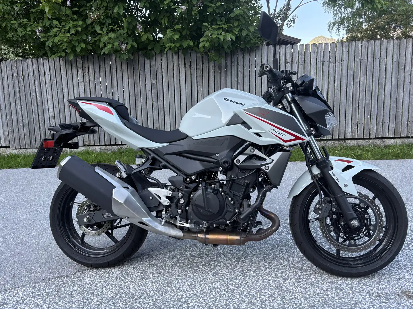 Kawasaki Z 400 Blanc - 2
