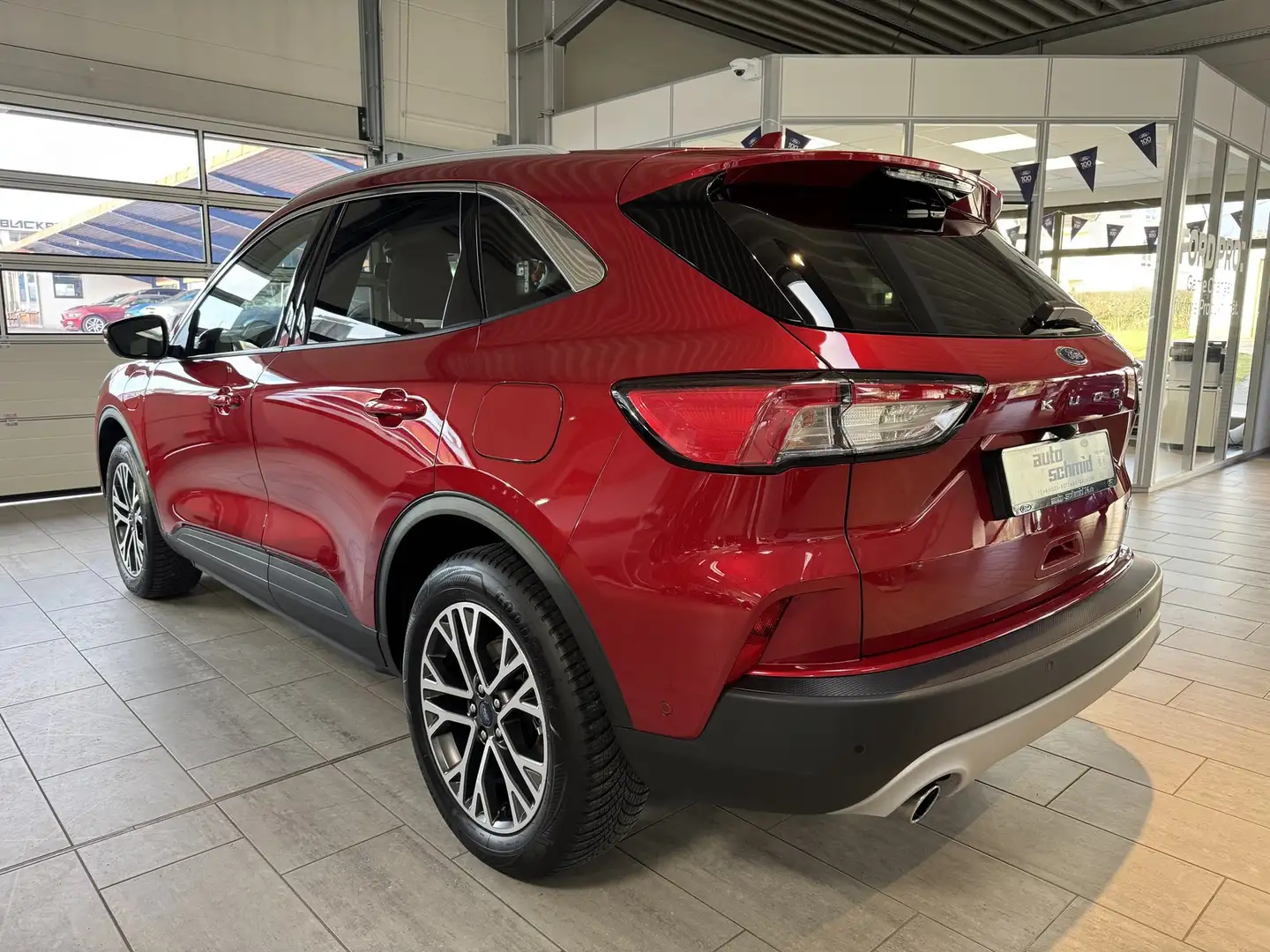 Ford Kuga PHEV Plug-In Hybrid Titanium X Rood - 2