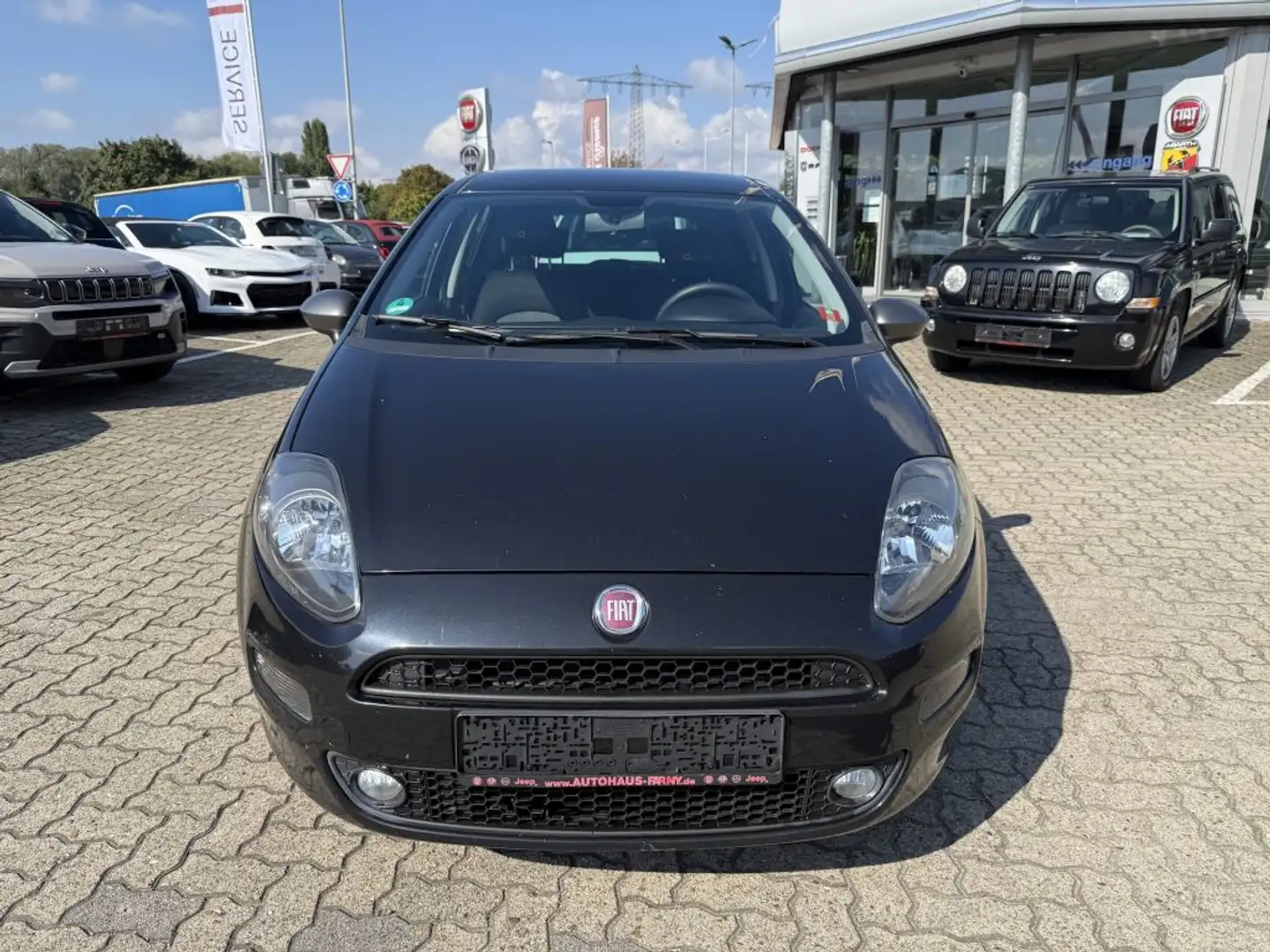 Fiat Punto Evo 1.2 8V Young II Schwarz - 2