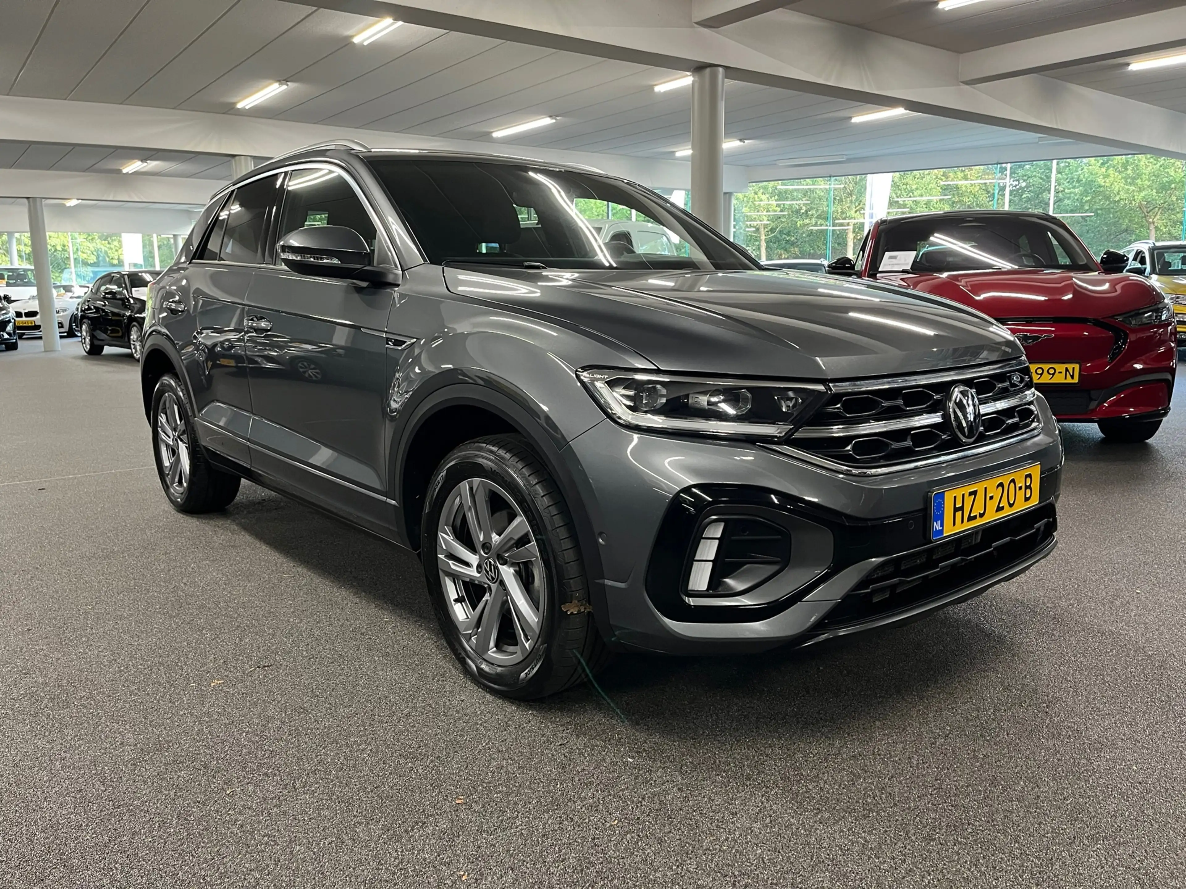 Volkswagen T-Roc 1.5 TSI R-Line Edition / NL auto / eerste eigenaar — photo 3