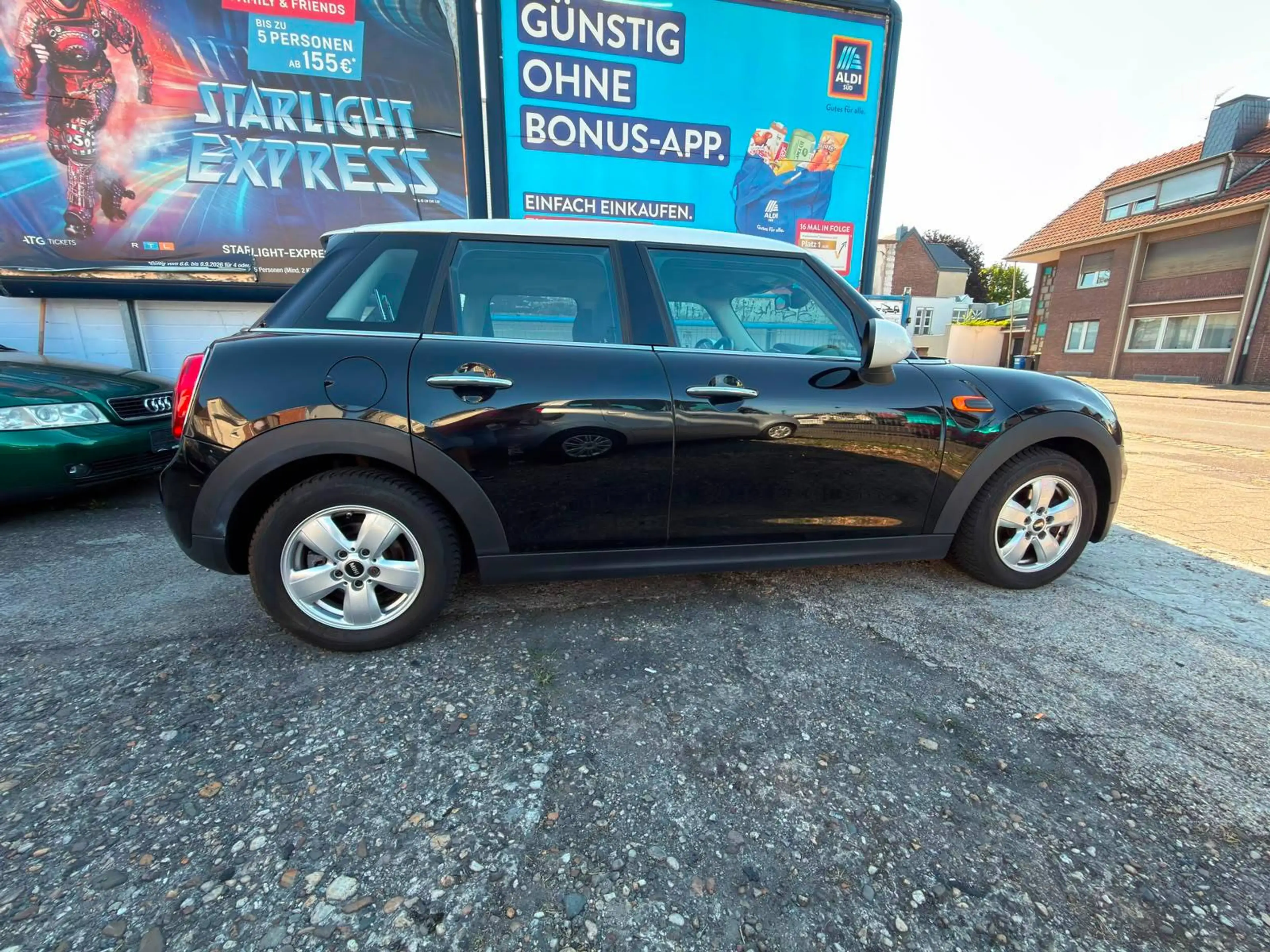 MINI Cooper D Cooper D — photo 8