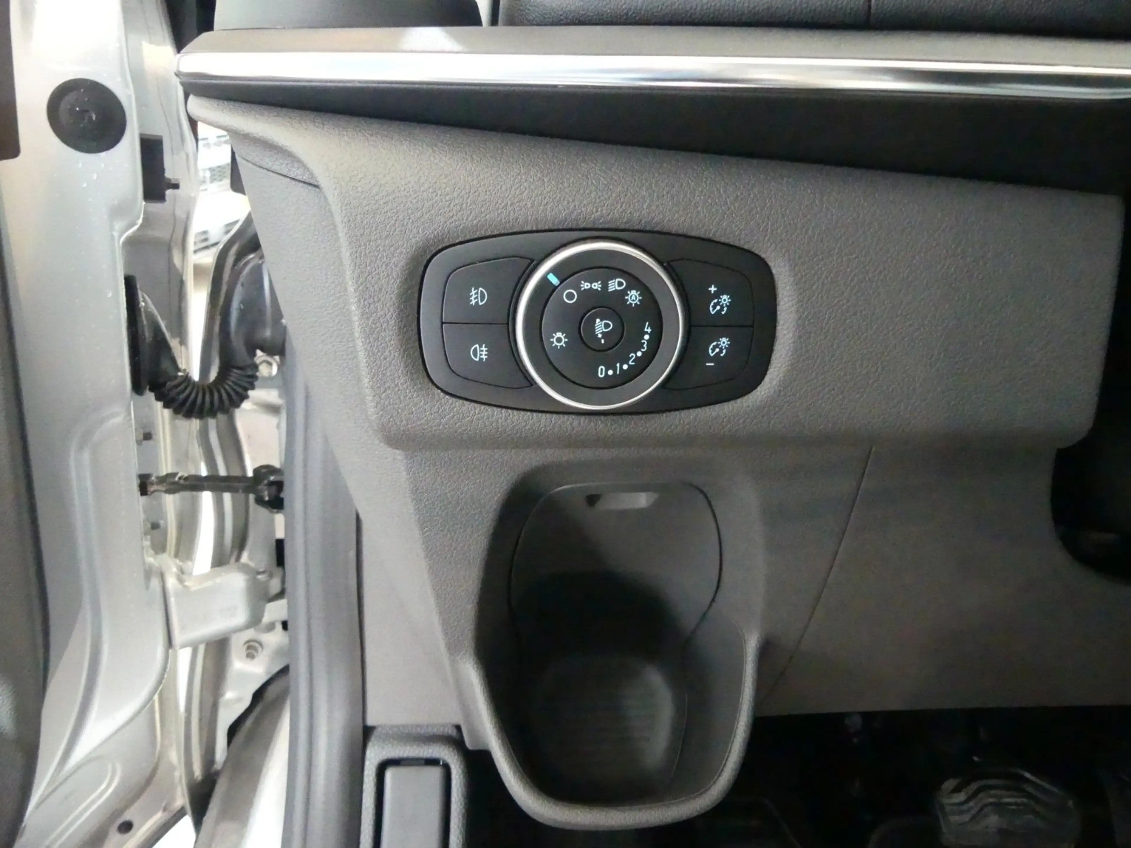 Ford Tourneo Custom Tit. X L1 Automatik,AHK,ACC,230V — photo 12