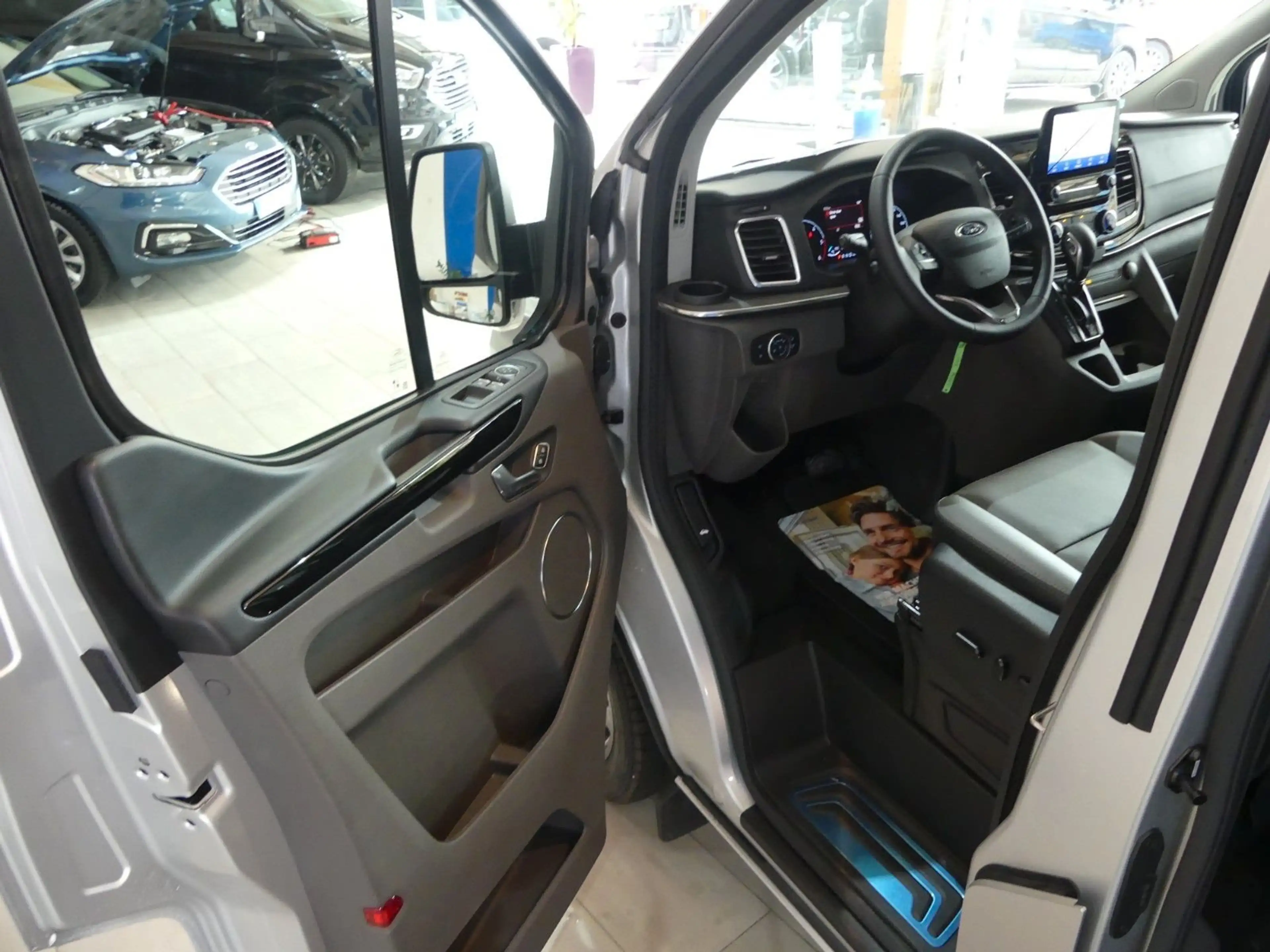 Ford Tourneo Custom Tit. X L1 Automatik,AHK,ACC,230V — photo 10