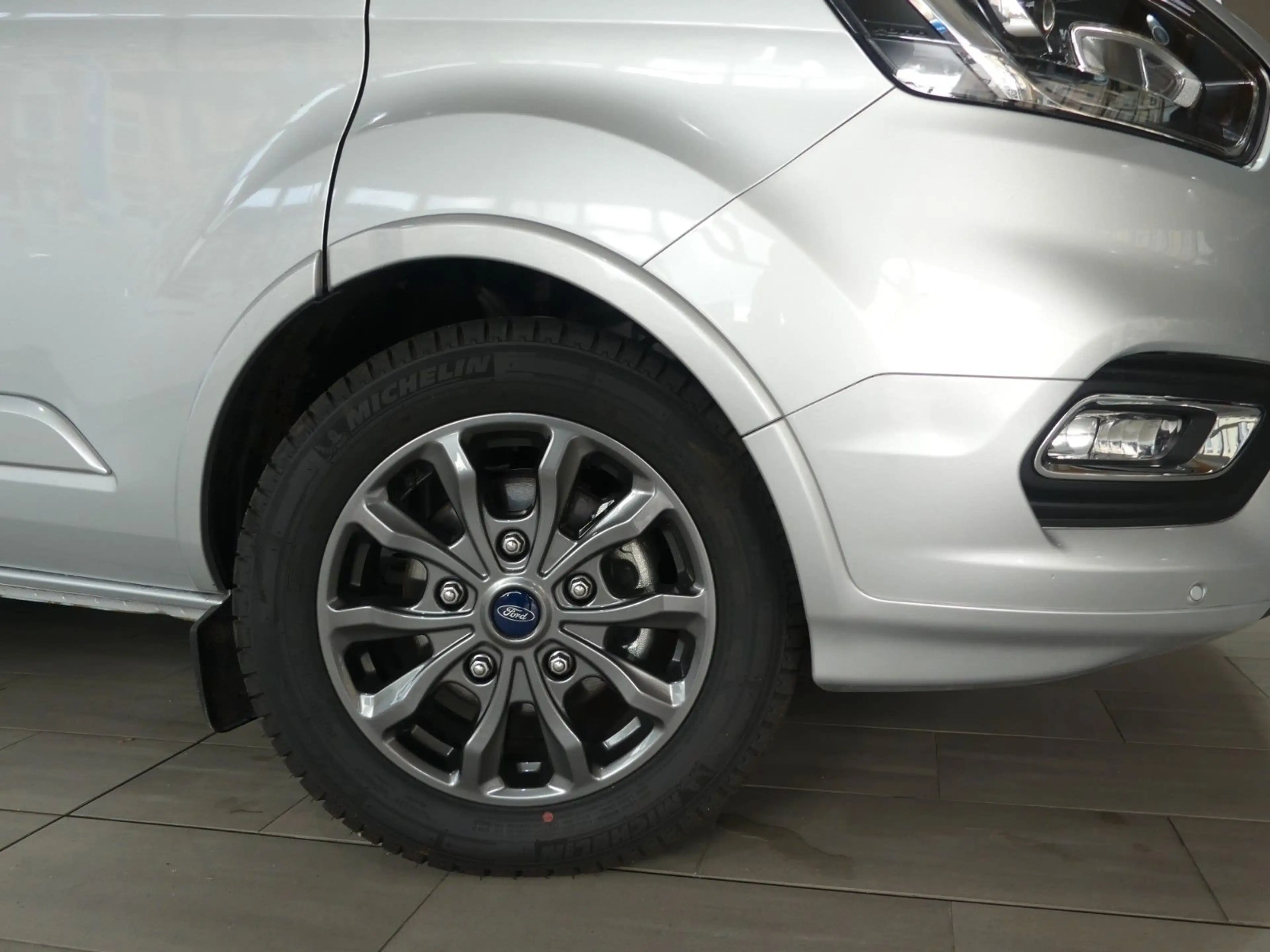 Ford Tourneo Custom Tit. X L1 Automatik,AHK,ACC,230V — photo 3