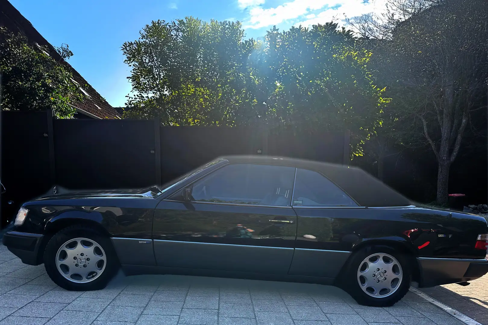 Mercedes-Benz E 300 E300 Cabrio (W124) Sportline | H-Kennzeichen Black - 1