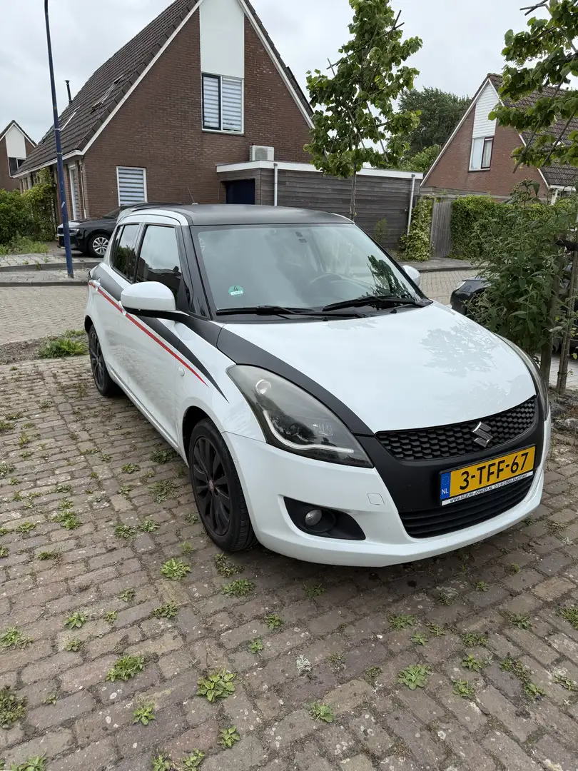 Suzuki Swift 1.2 Exclusive EASSS Wit - 2