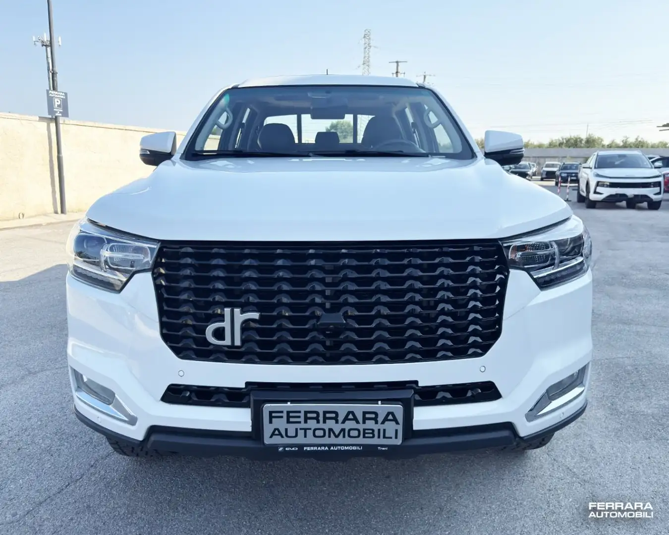 DR Automobiles PK8 PK8 2.0 turbo diesel 4x4 136cv Weiß - 2