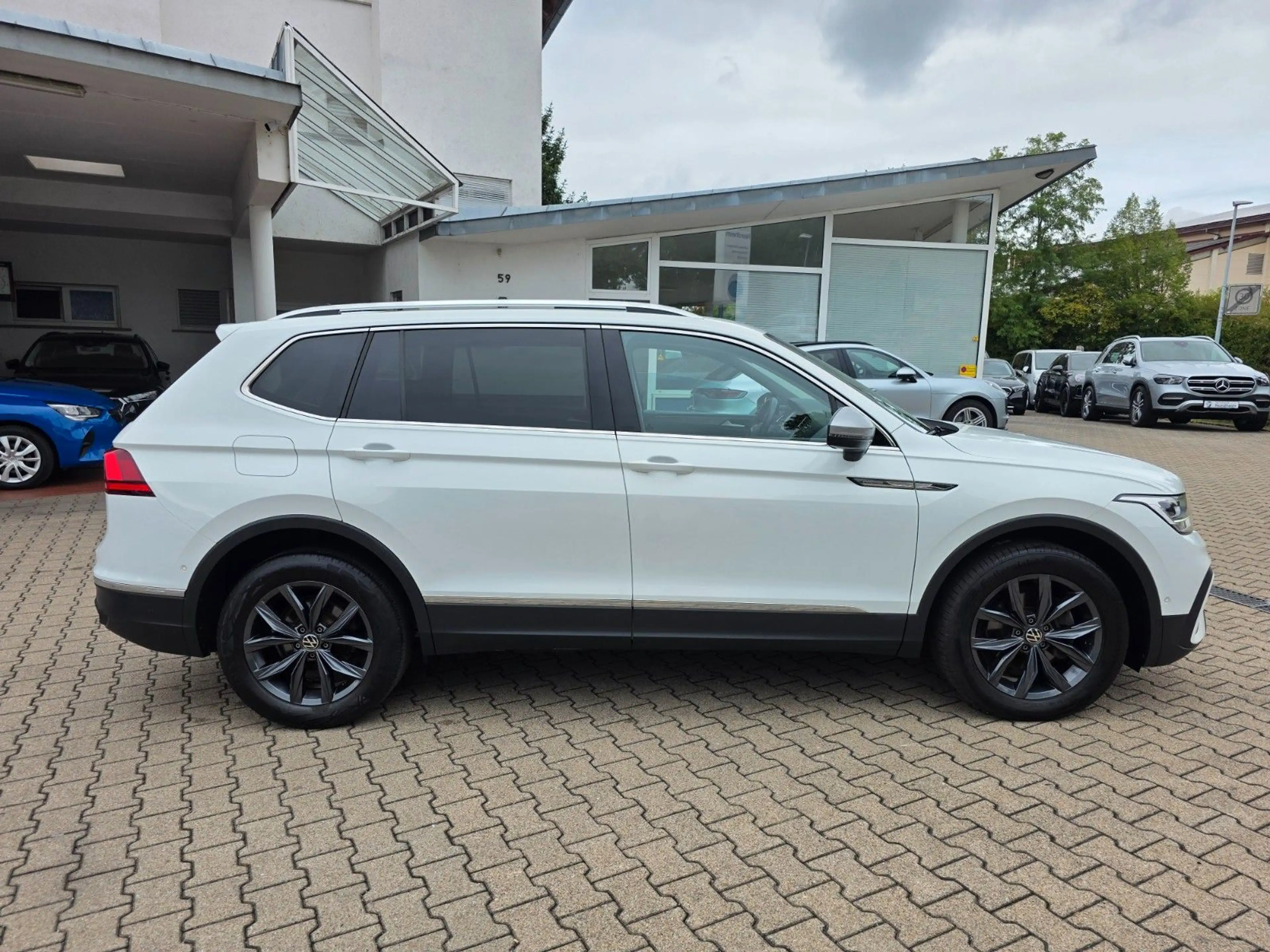 Volkswagen Tiguan Allspace Tiguan 2.0 TDI Allspace Life/ACC/Panorama — photo 4