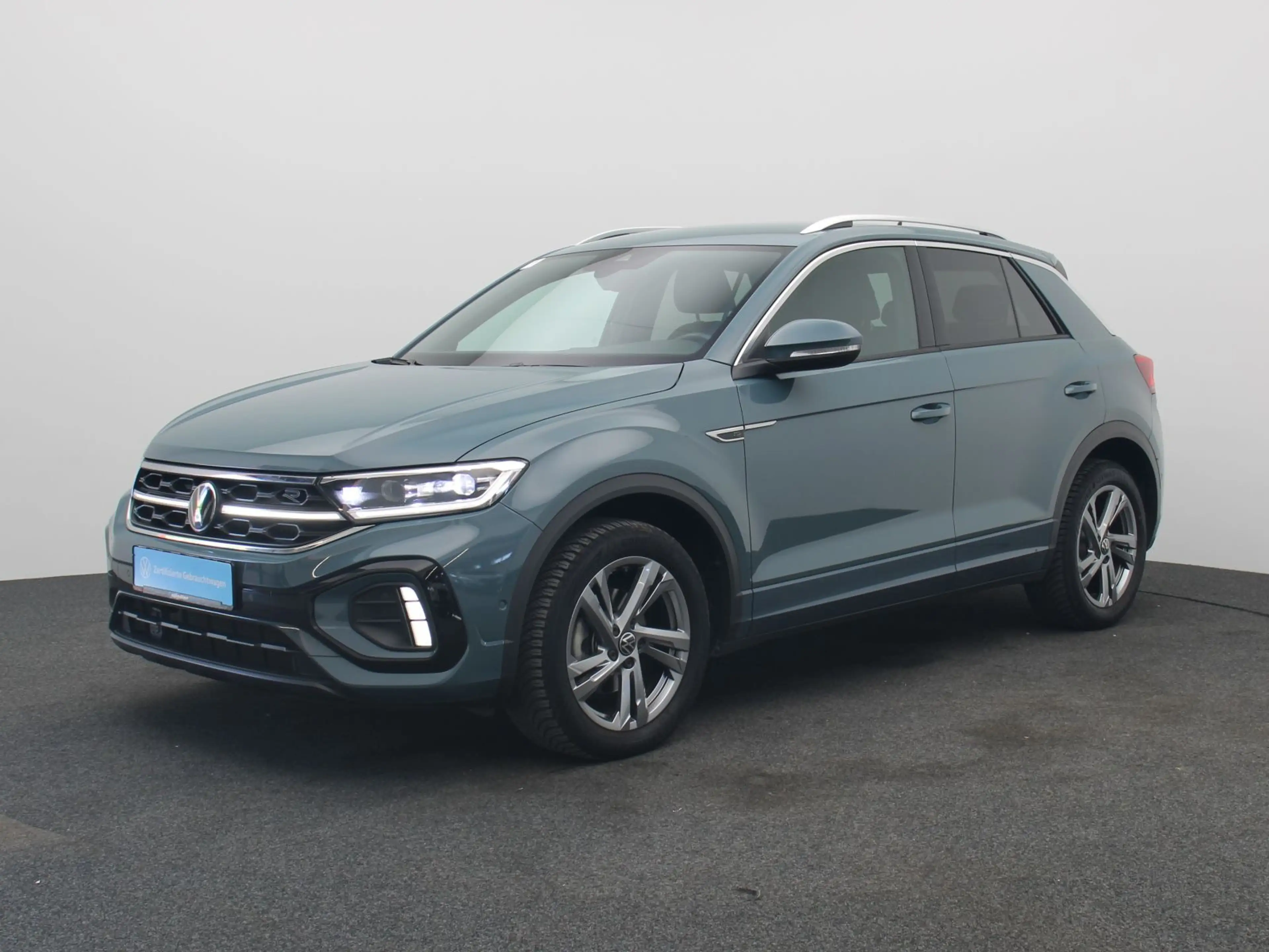 Volkswagen T-Roc R-Line 1.5 TSI / IQ.Drive, Matrix, CarPlay — photo 2
