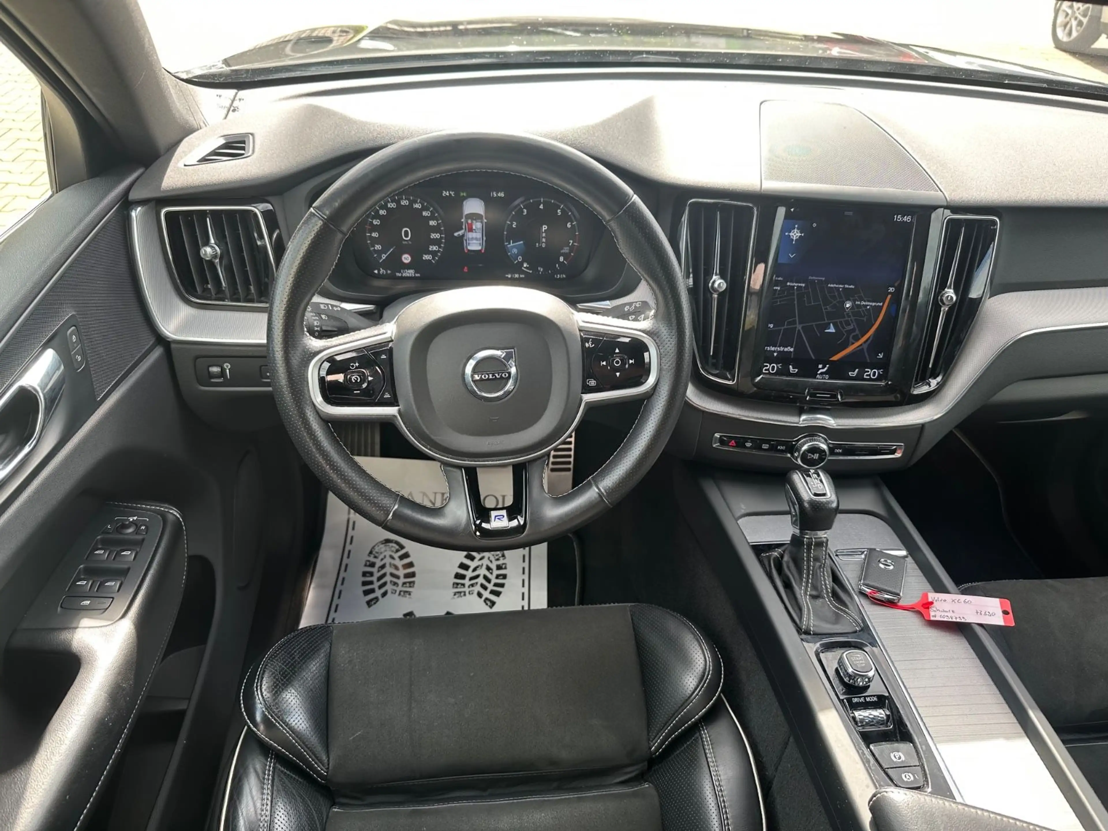 Volvo XC60 R Design *T-Leder*Kamera*AppleCarplay — photo 4