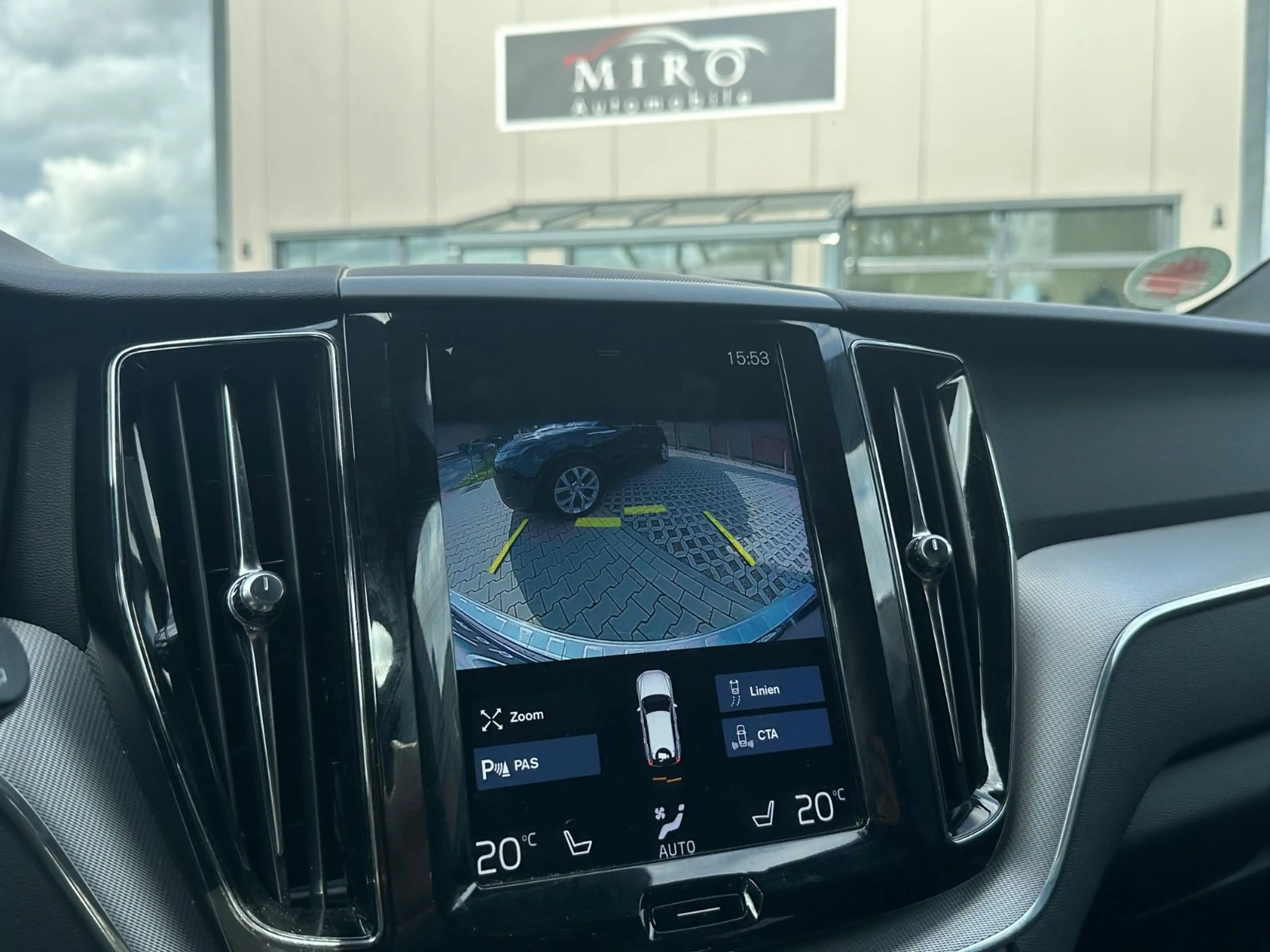 Volvo XC60 R Design *T-Leder*Kamera*AppleCarplay — photo 19