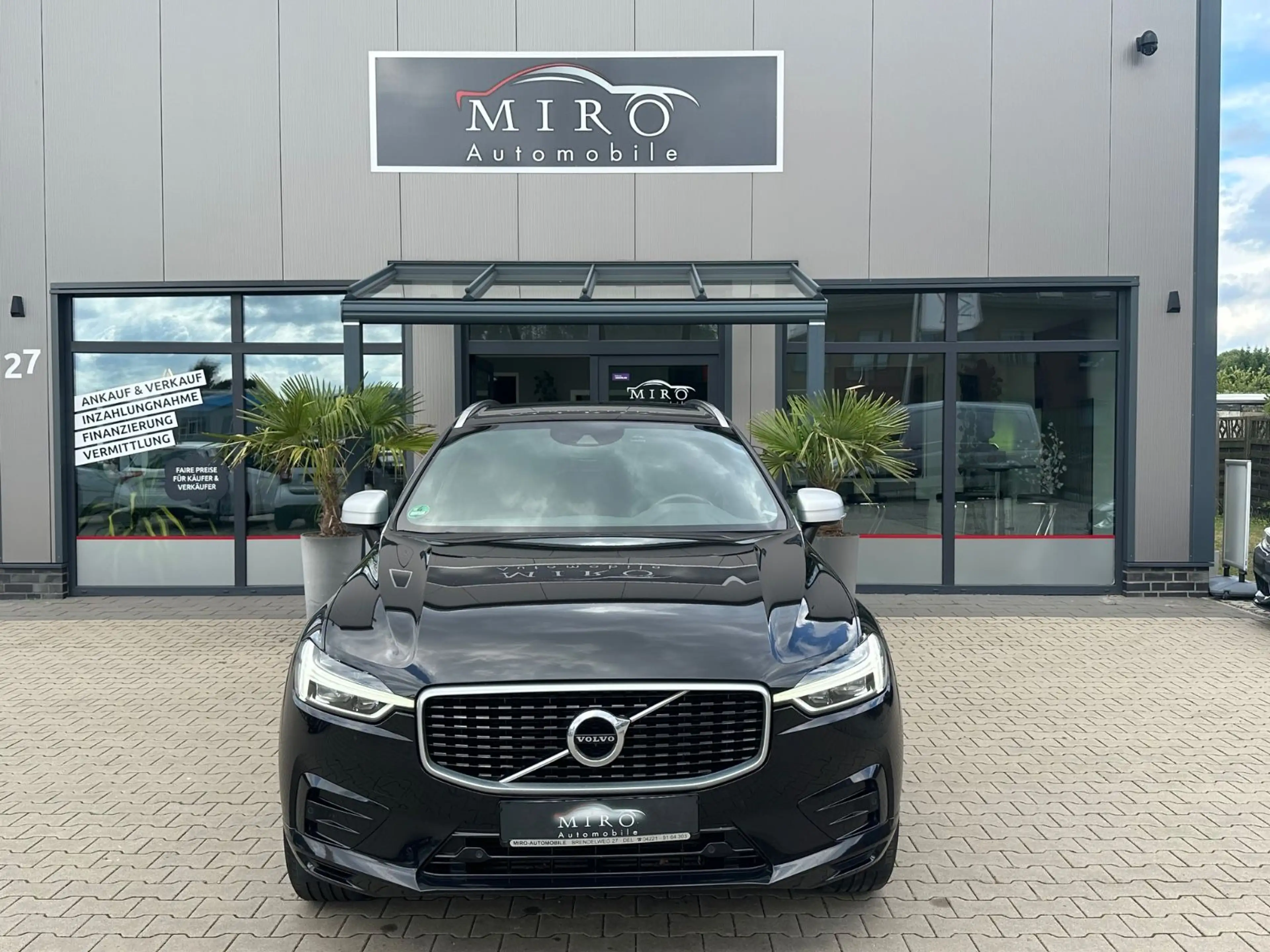 Volvo XC60 R Design *T-Leder*Kamera*AppleCarplay — photo 2