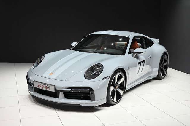 Imagine Porsche 992 Sport Classic *Limited Edition 1 of 1.250*