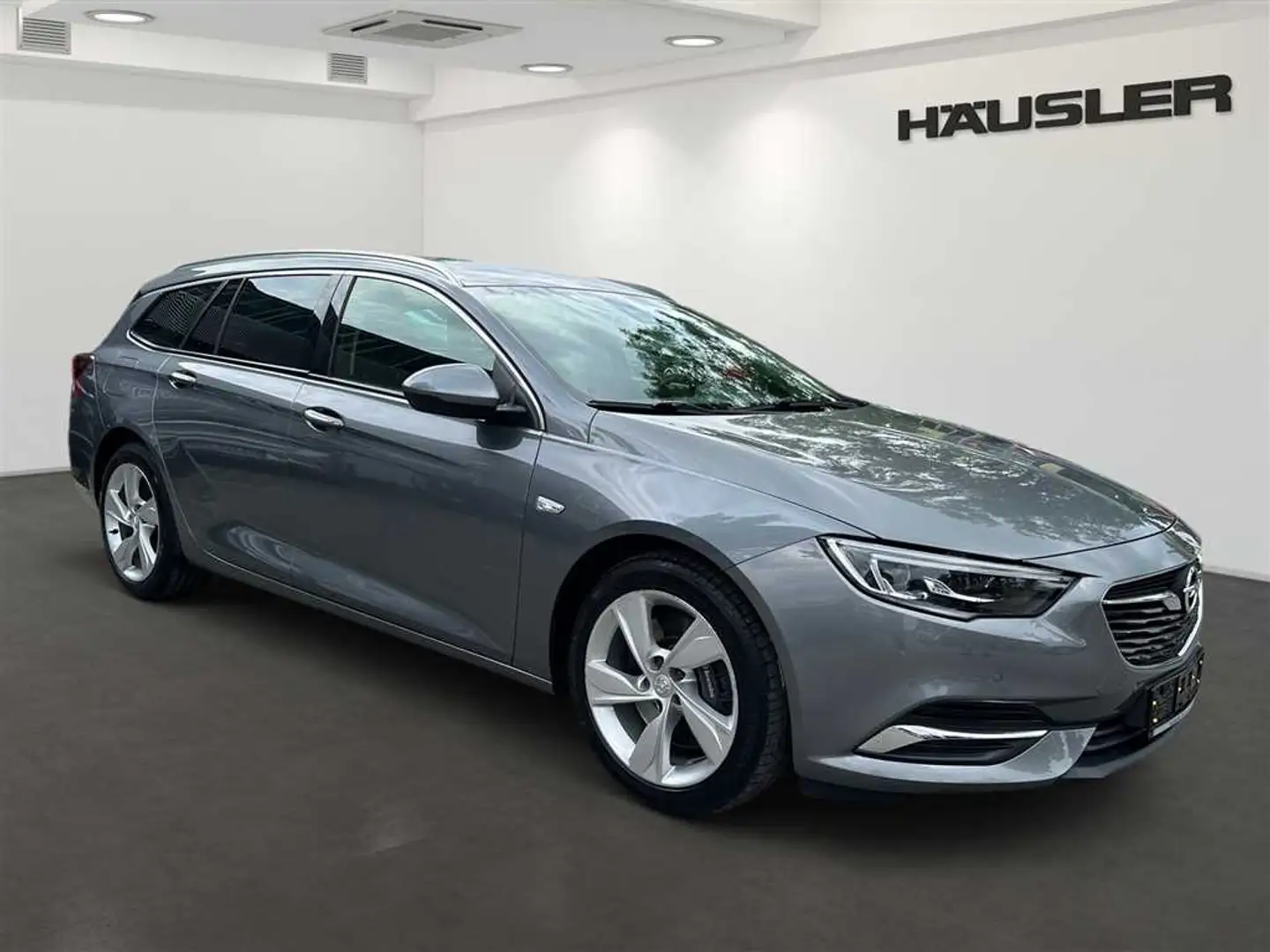 Opel Insignia ST INNOVATION Automatik 4x4 *Standheizung* *Navi* Grau - 2