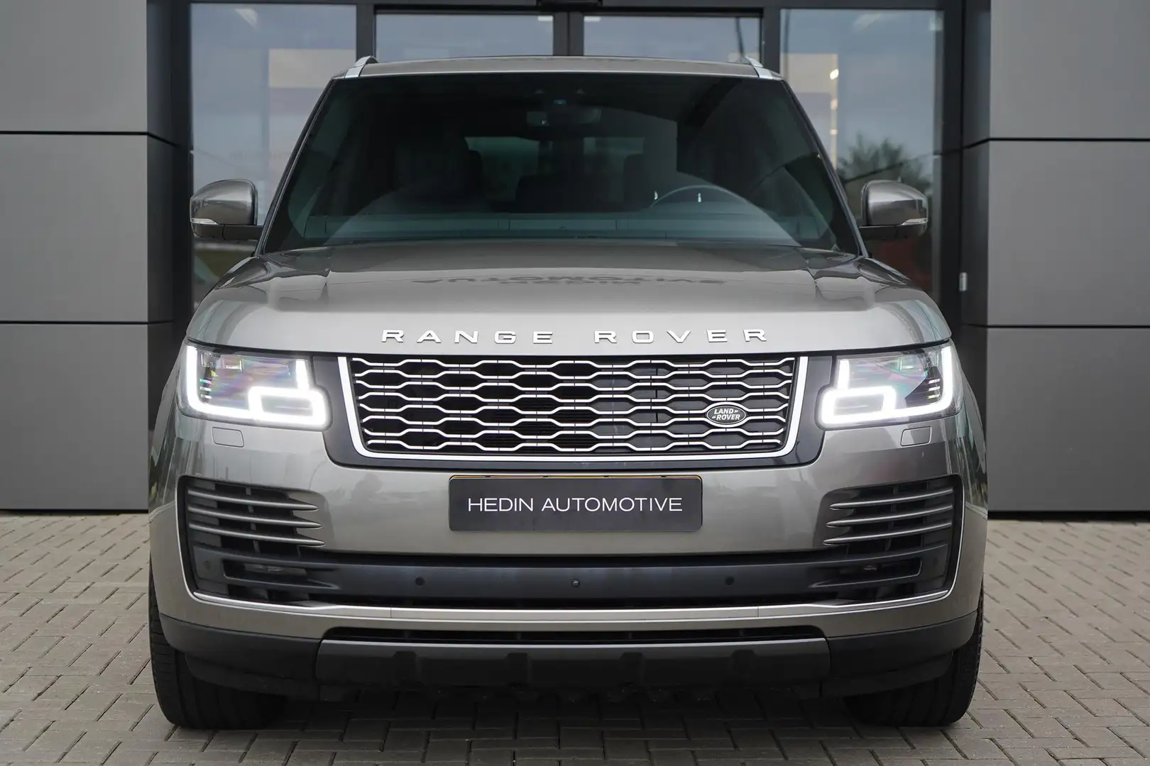 Land Rover Range Rover P400e Limited Edition | Trekhaak | 21" | Elektrisc Grau - 2