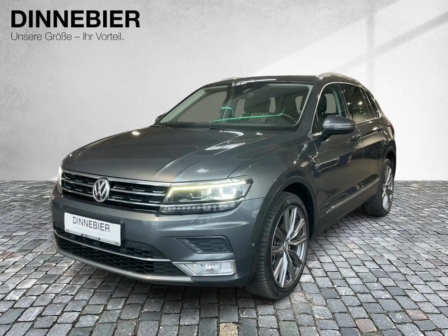 Volkswagen Tiguan Highline BMT/ 4Motion 360-CAM ACC Grau - 2