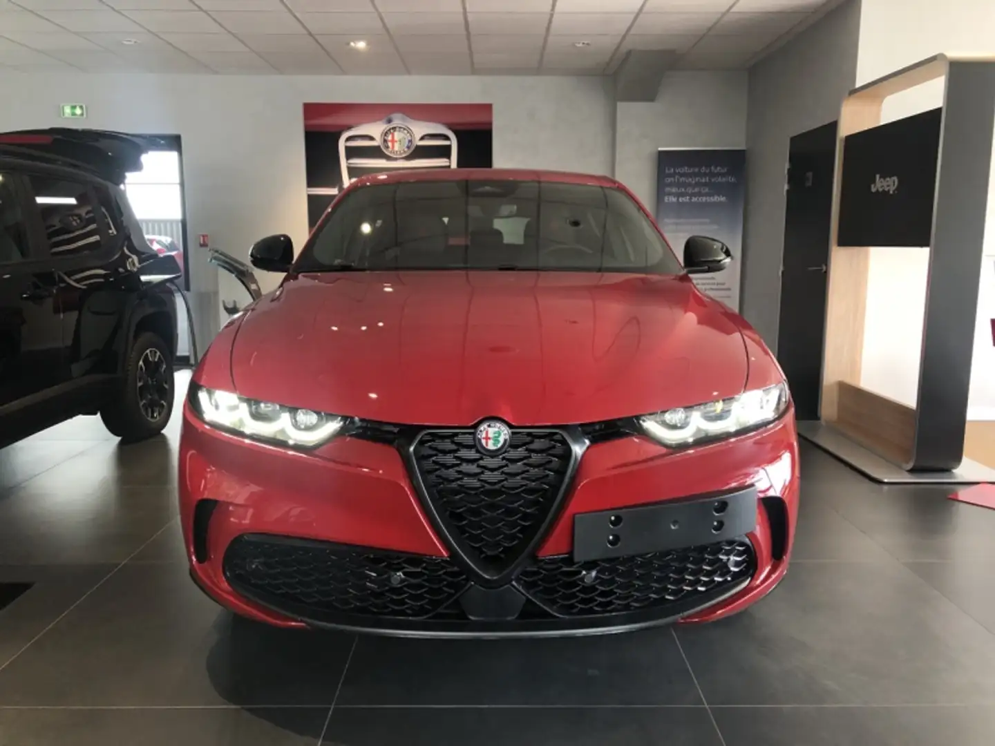 Alfa Romeo Tonale 1.5 Hybrid 160ch Veloce TCT Rouge - 2