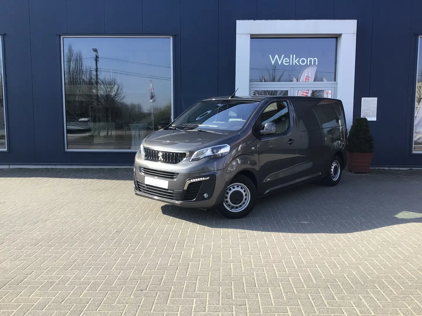 Peugeot Expert 2.0 BlueHDi L2 ALLURE MET ACHTERKLEP EN RUIT Gris - 1