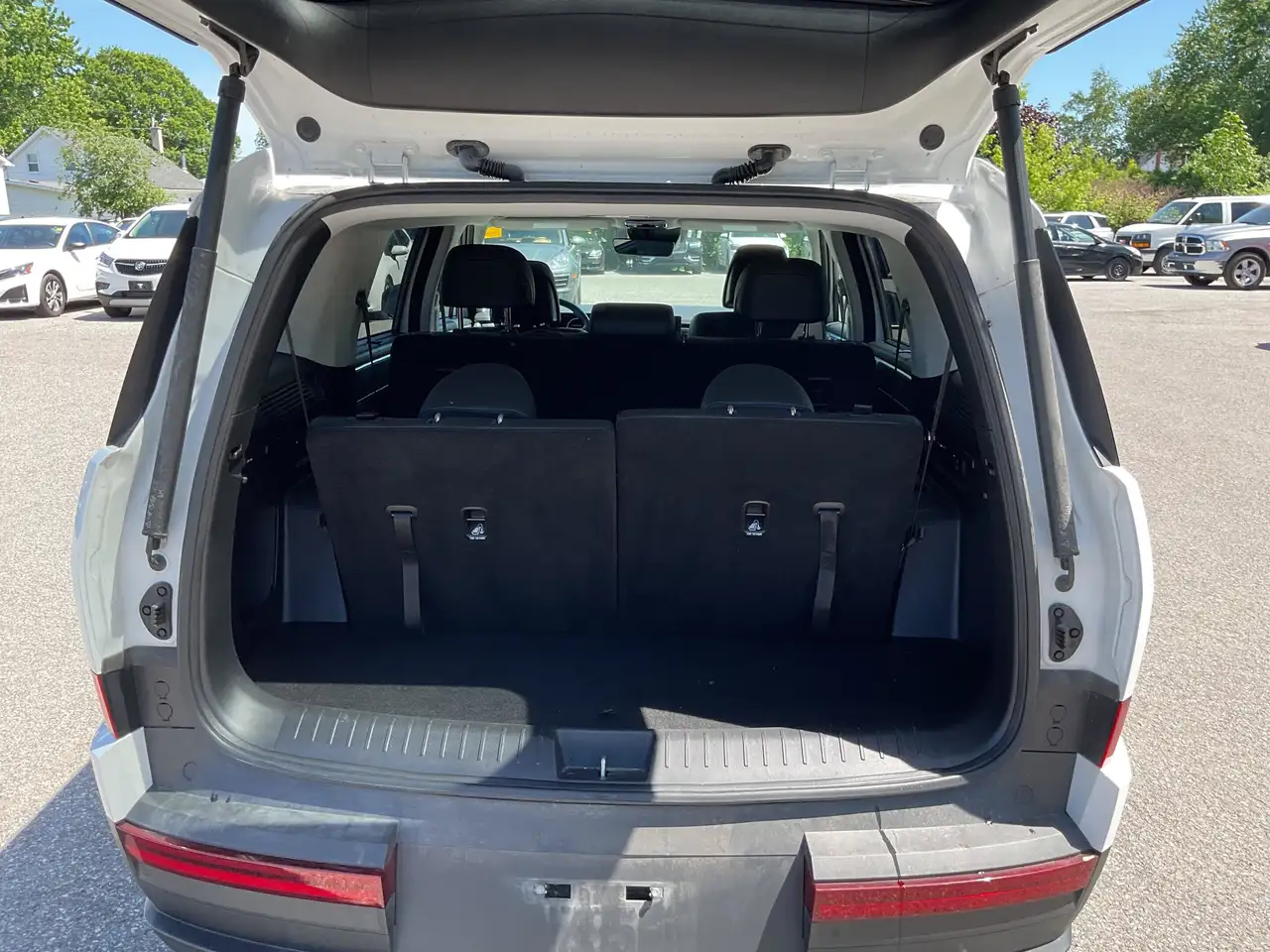 Hyundai SANTA FE photo Hyundai SANTA FE