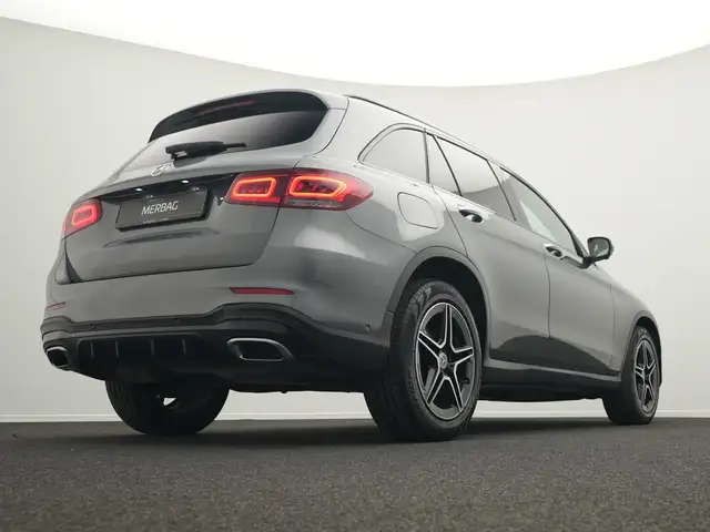 Mercedes-Benz GLC view 11