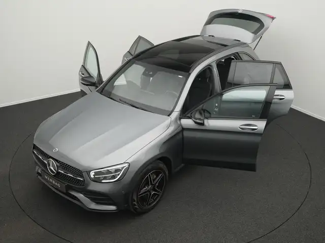 Mercedes-Benz GLC view 14