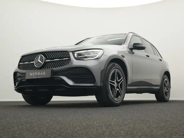 Mercedes-Benz GLC view 10