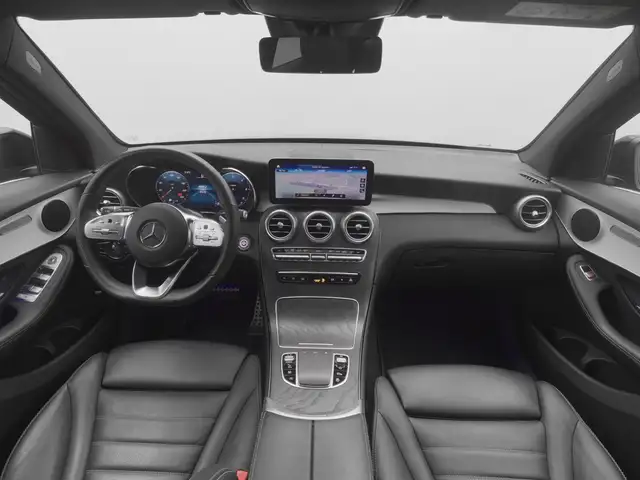 Mercedes-Benz GLC view 18
