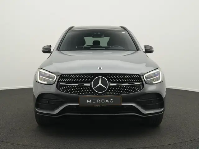 Mercedes-Benz GLC view 2