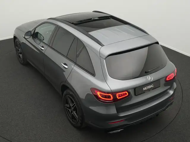 Mercedes-Benz GLC view 13