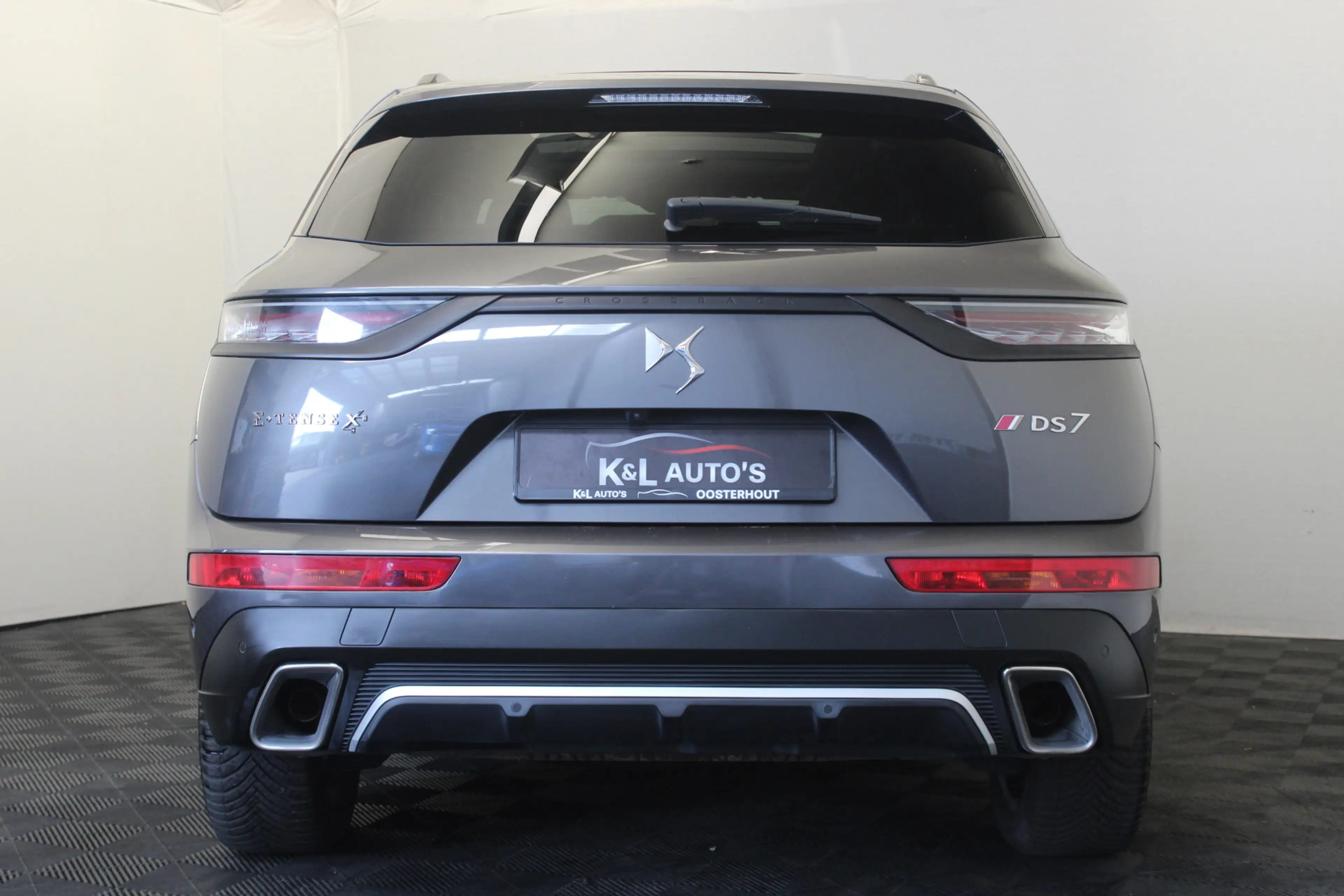 DS Automobiles DS 7 Crossback E-Tense 4x4 Performance Line — photo 9