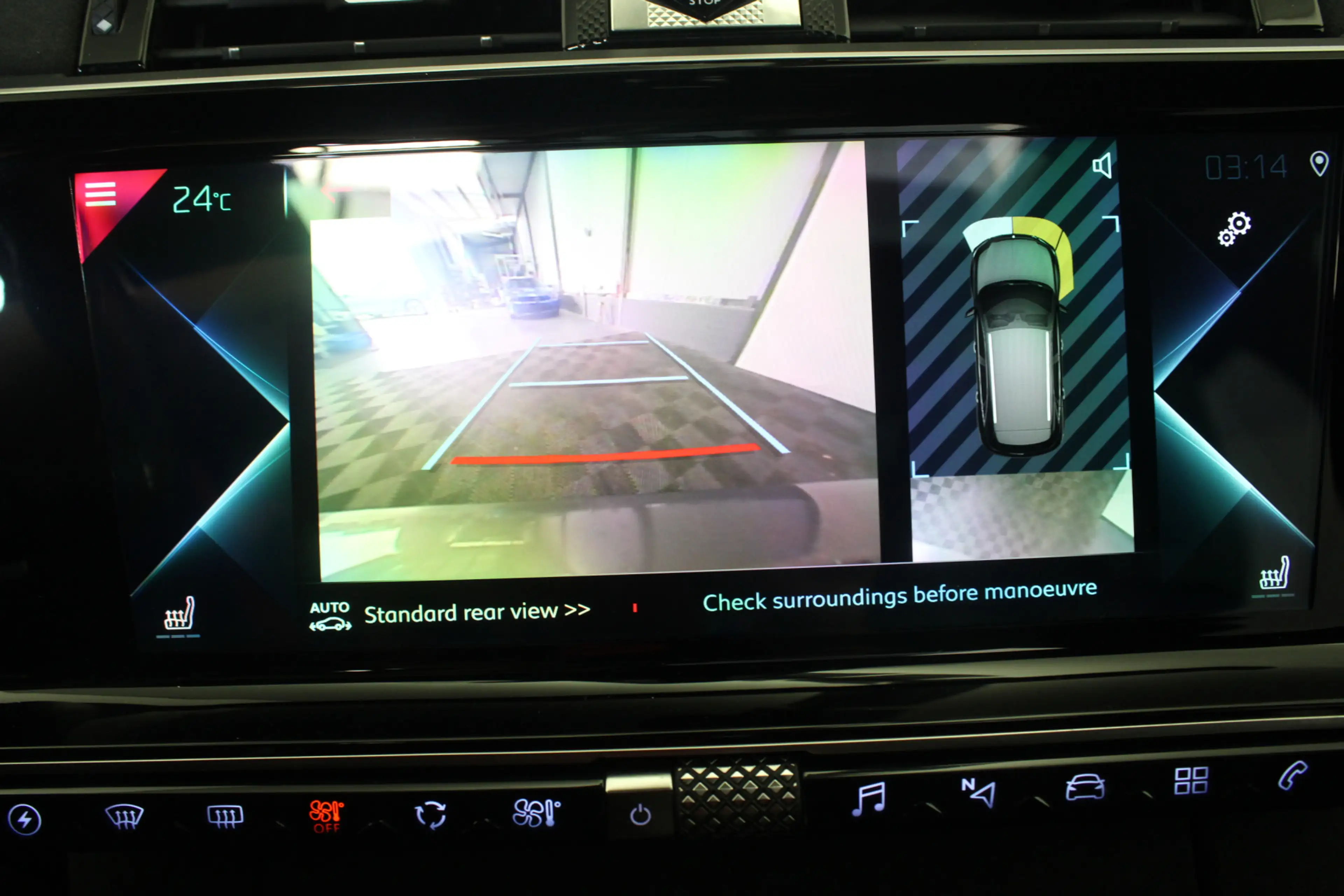 DS Automobiles DS 7 Crossback E-Tense 4x4 Performance Line — photo 4