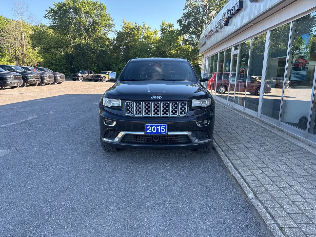 Jeep Grand Cherokee снимка Jeep Grand Cherokee