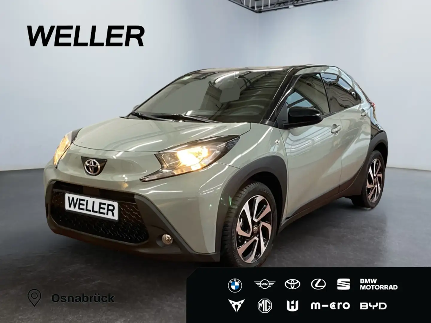 Toyota Aygo X Team D *ACC*Kamera*CarPlay*SHZ*DAB*Bi-Tone* Grün - 1