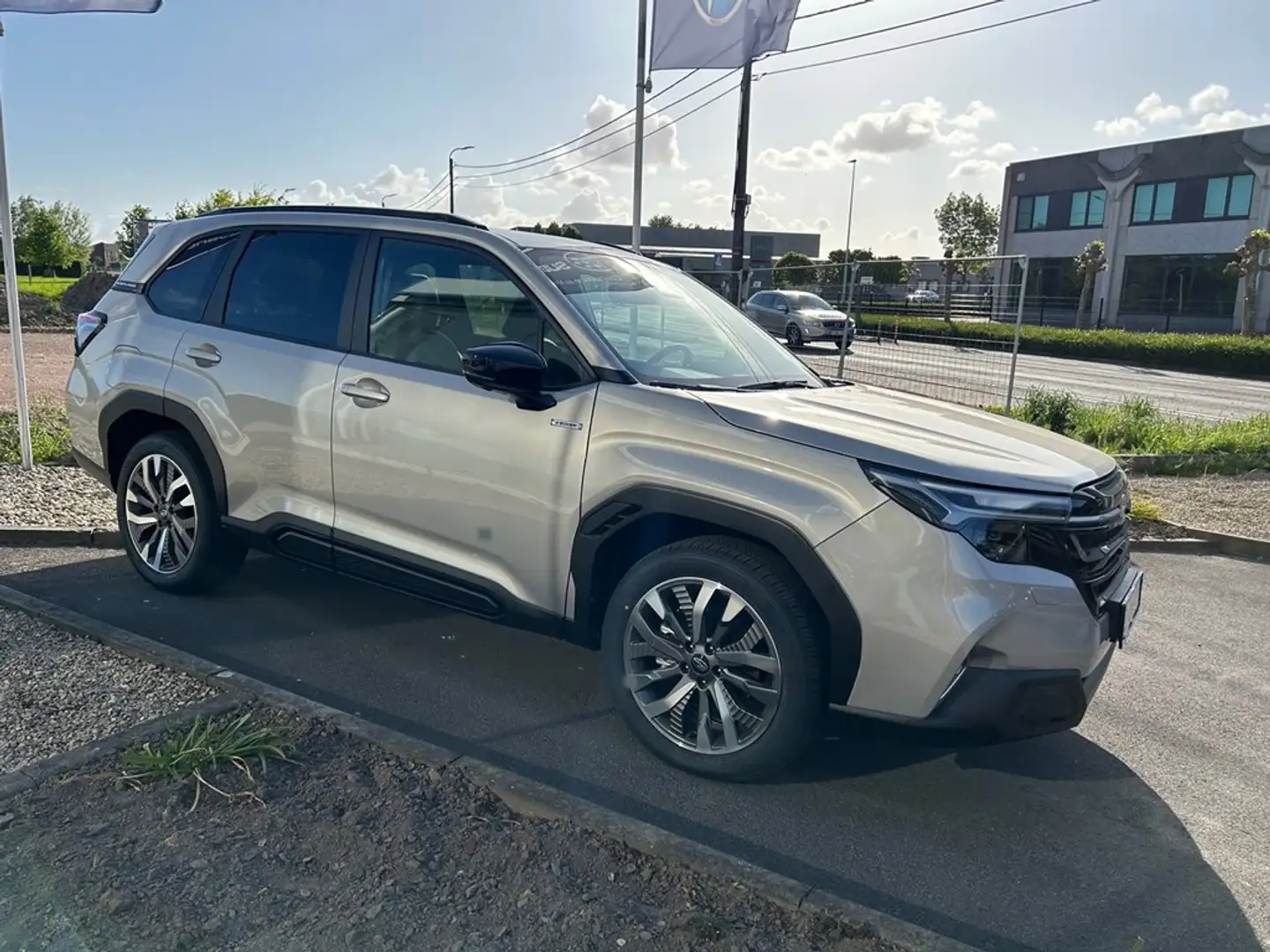 Subaru Forester 2.0i e-Boxer Premium CVT e-Boxer | 8 jaar garantie Gris - 2