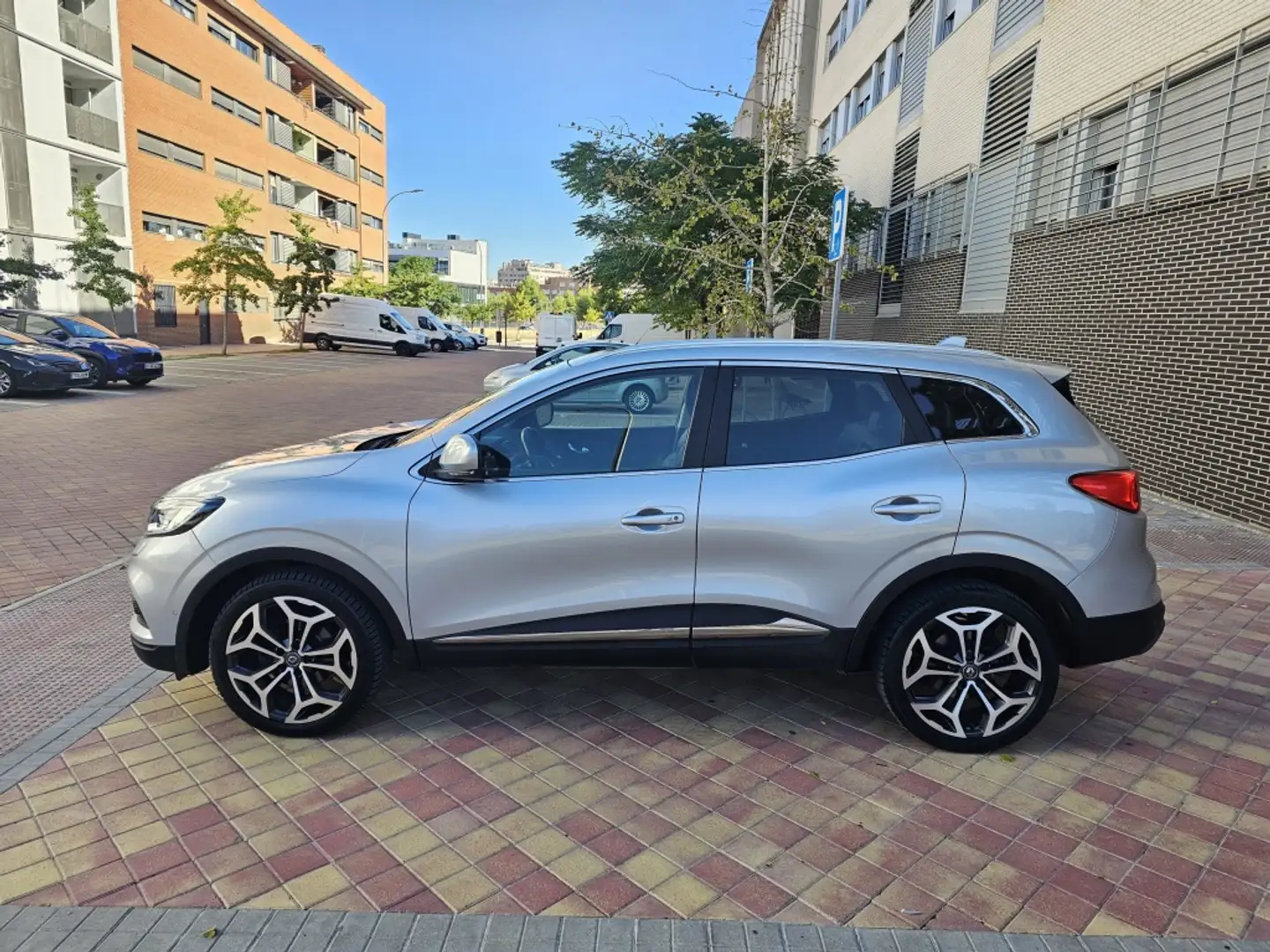 Renault Kadjar 1.5dCi Blue Limited EDC 85kW Gris - 2