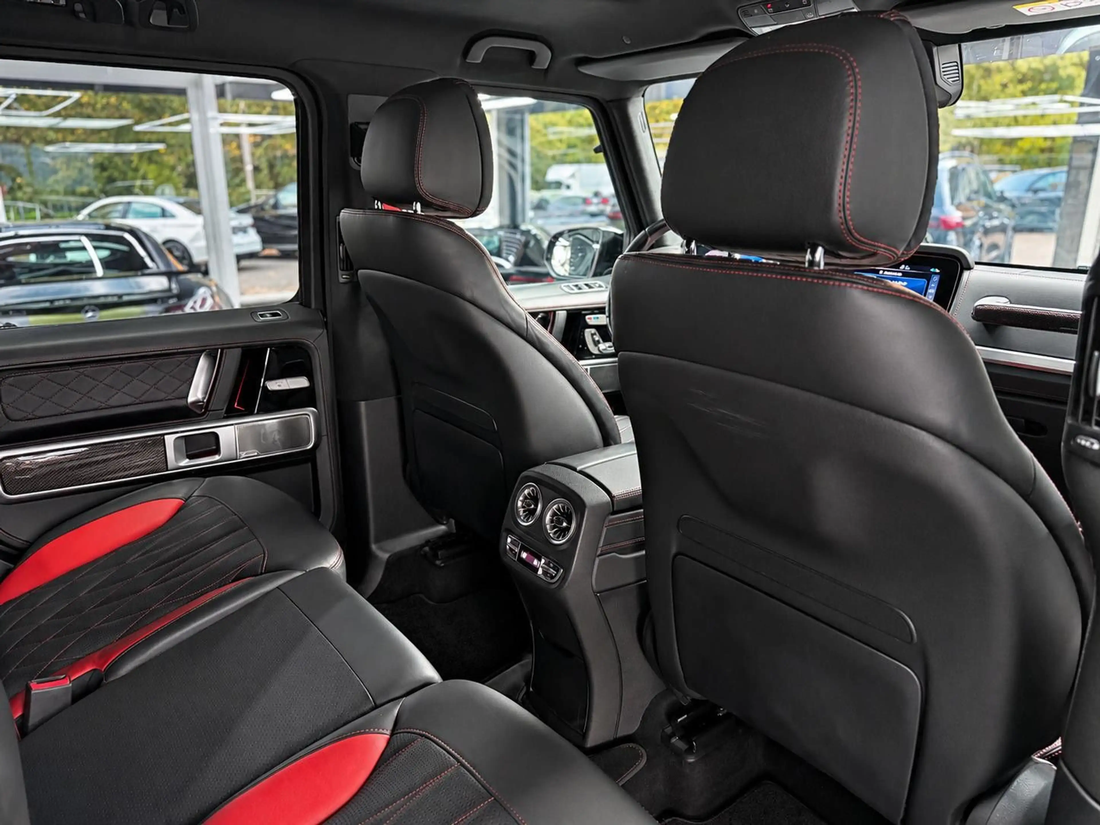 Mercedes-Benz G 63 AMG /EDITION 1/BURMESTER/MAGNO/CARBON — photo 14