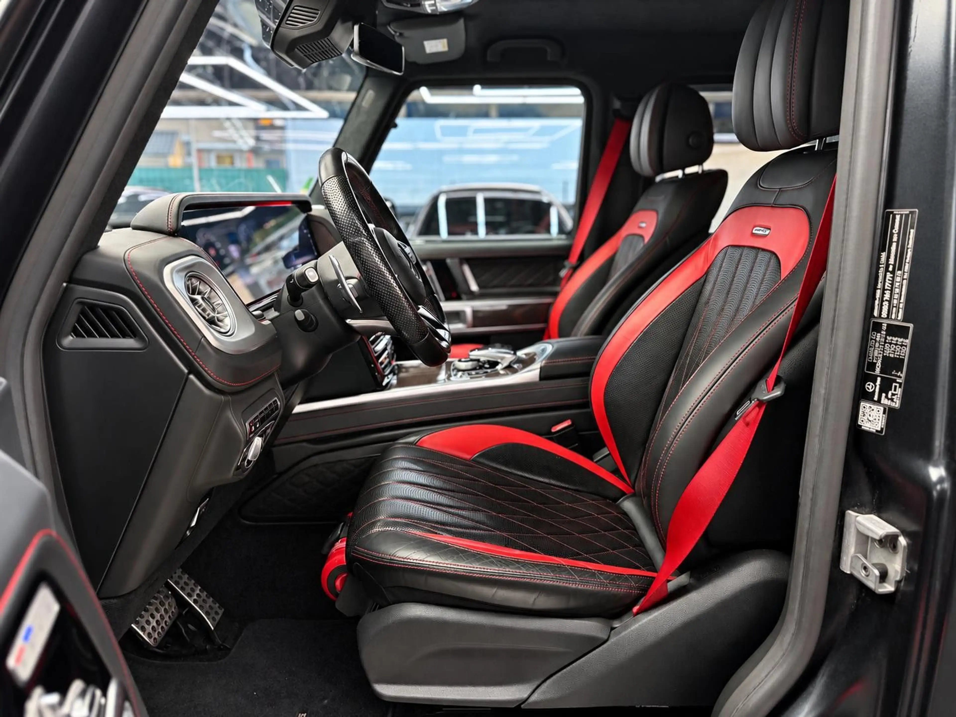 Mercedes-Benz G 63 AMG /EDITION 1/BURMESTER/MAGNO/CARBON — photo 4