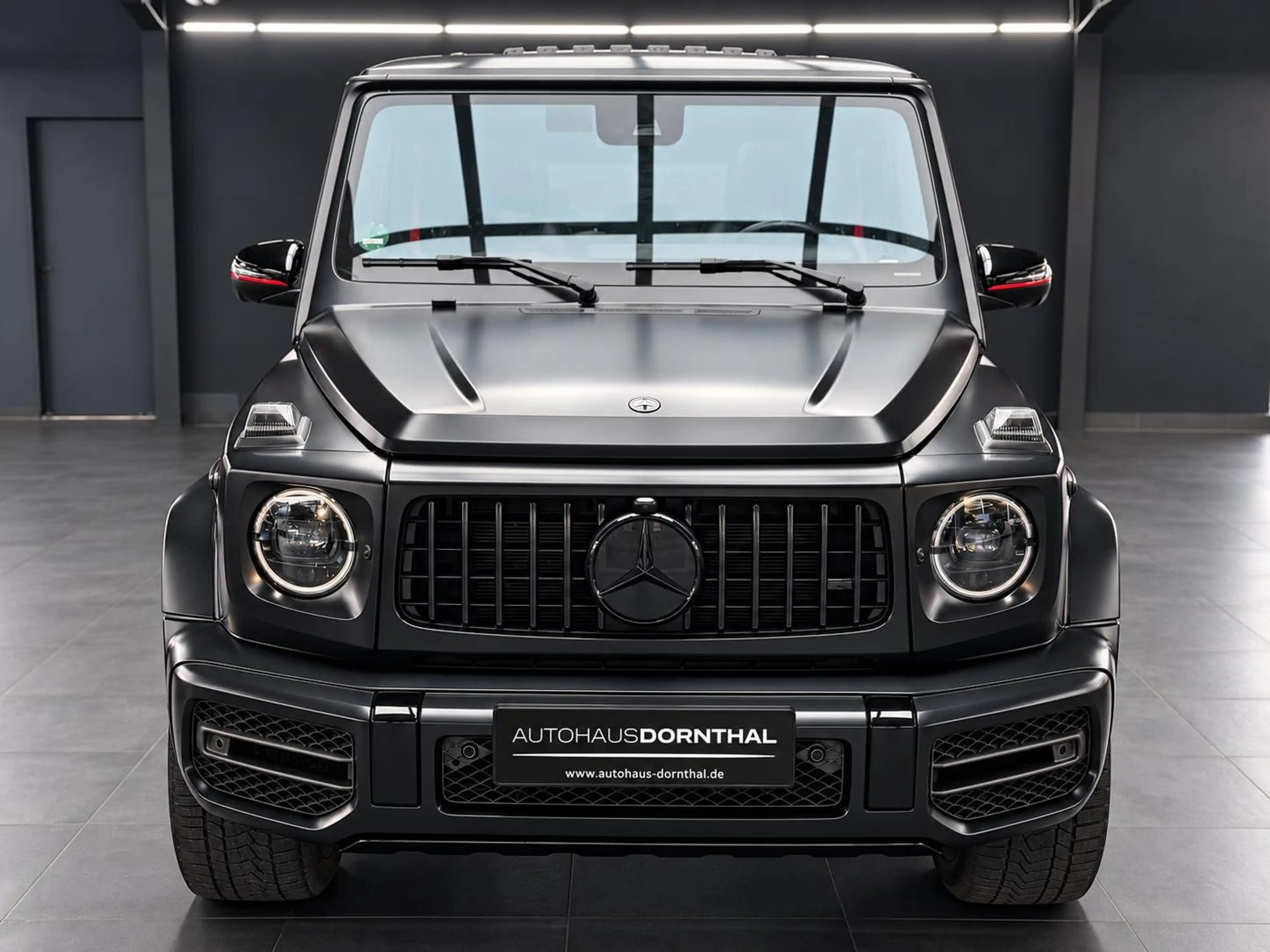 Mercedes-Benz G 63 AMG /EDITION 1/BURMESTER/MAGNO/CARBON — photo 3